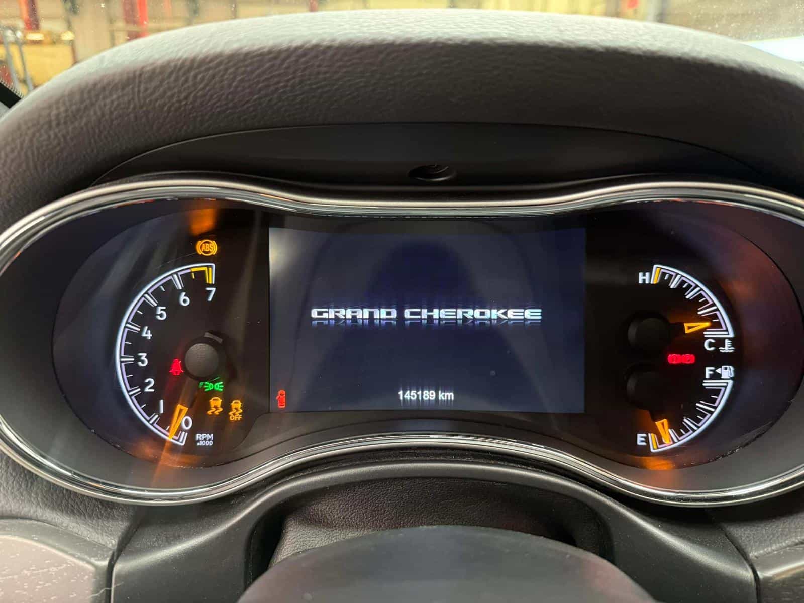 2018 Jeep GRAND CHEROKEE LAREDO/ALT Altitude IV - Image 13