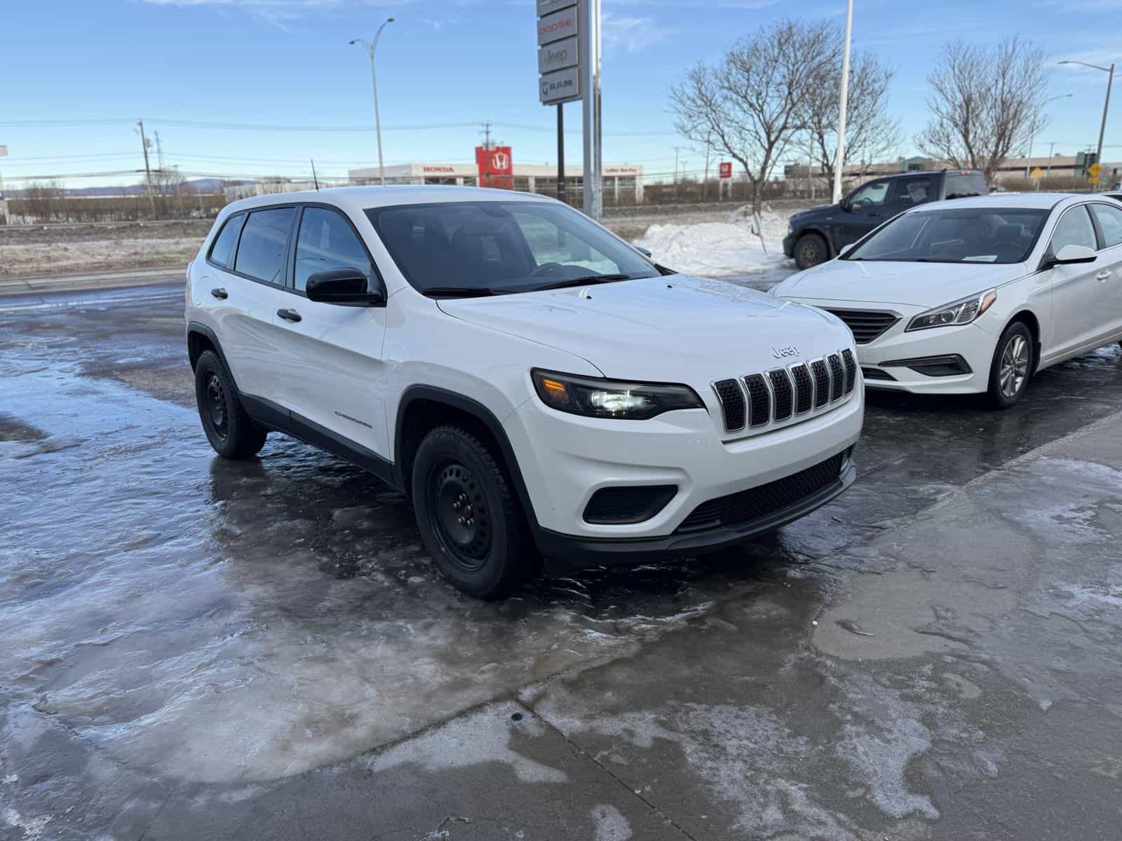Image 4 Jeep Cherokee Sport Sport 2022