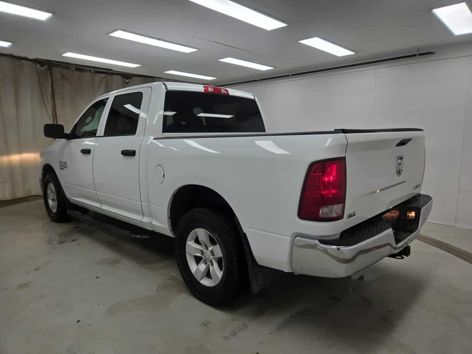 Image 5 RAM 1500 CLASSIC SLT SLT 2022