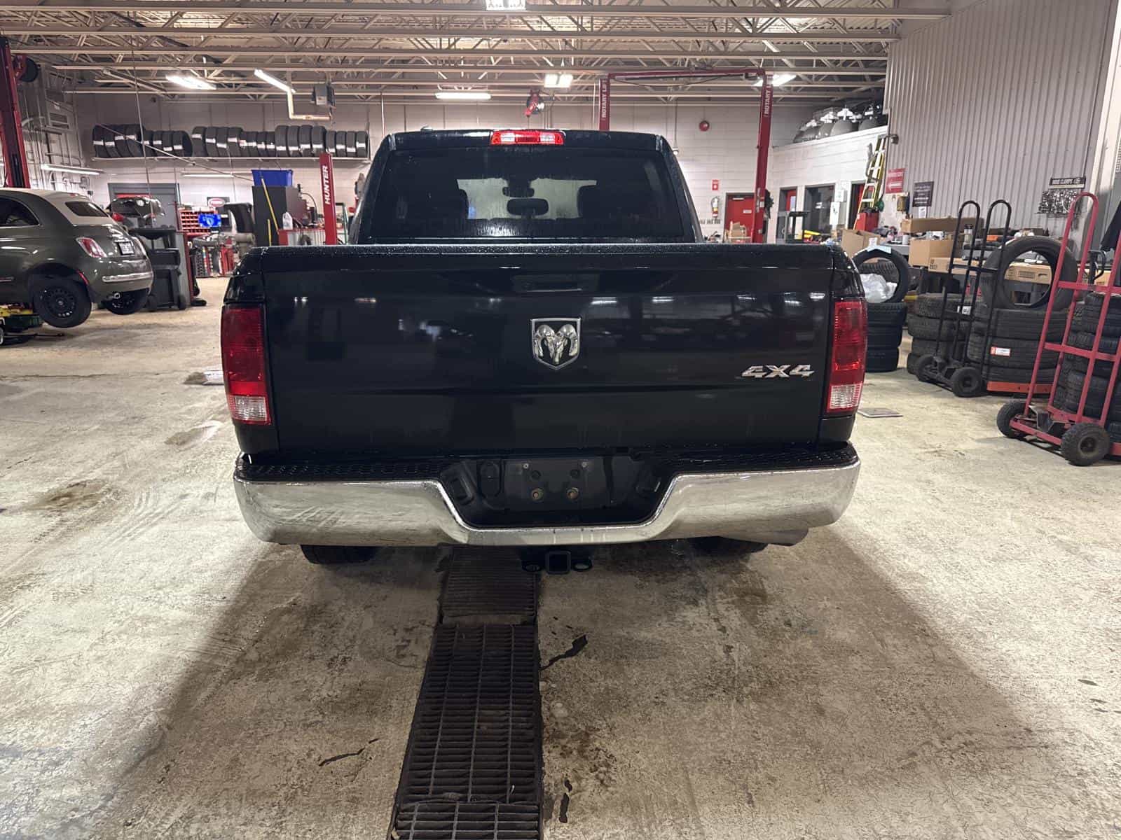 2022 RAM 1500 CLASSIC SLT SLT - Image 6