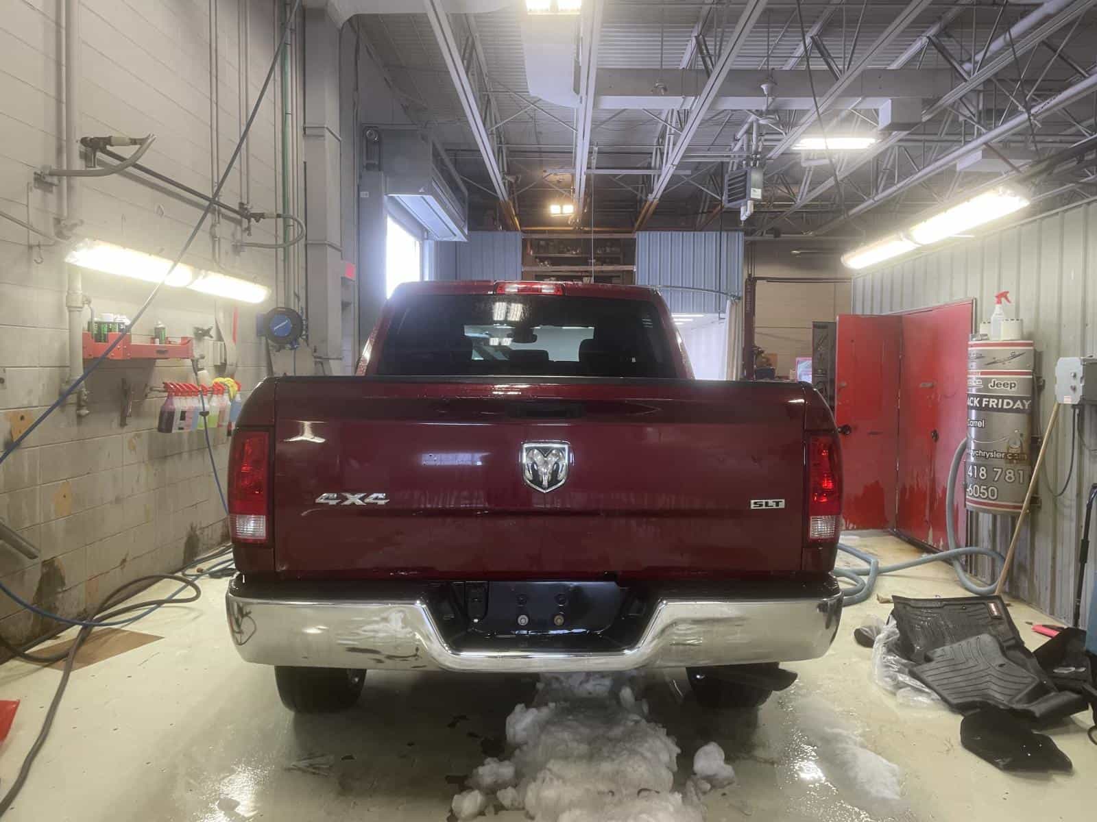 2023 RAM 1500 Classic SLT - Image 2