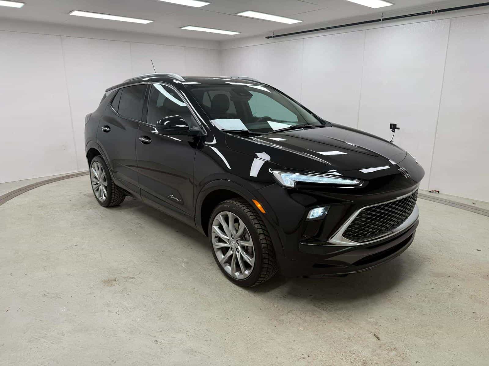Image 3 Buick Encore Gx Avenir Avenir 2024