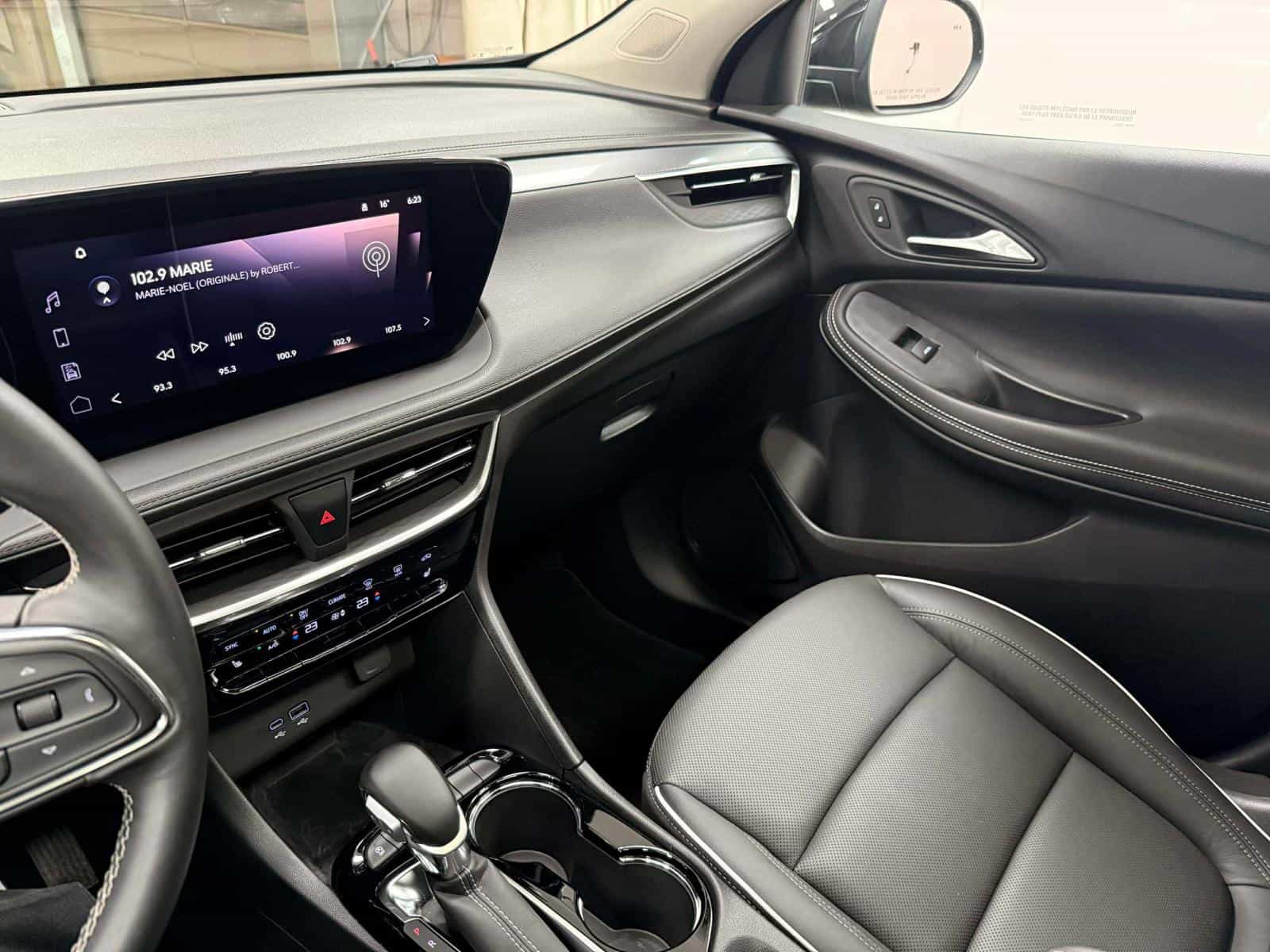 Image 13 Buick Encore Gx Avenir Avenir 2024