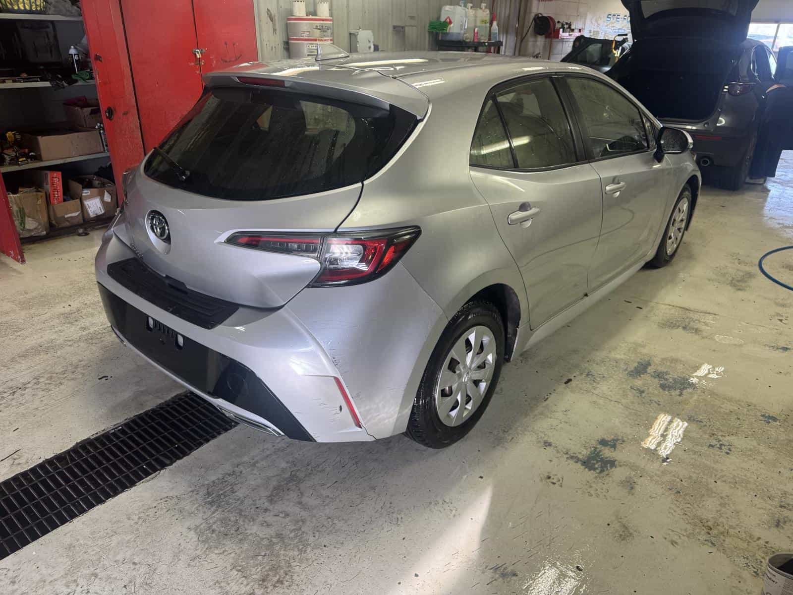 2020 Toyota Corolla Se/Xse Hatchback Base - Image 3