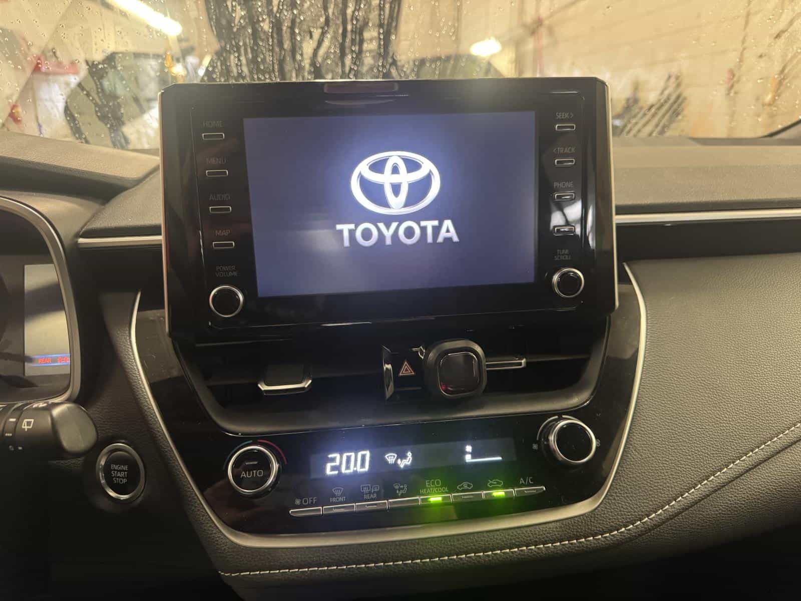 2020 Toyota Corolla Se/Xse Hatchback Base - Image 11