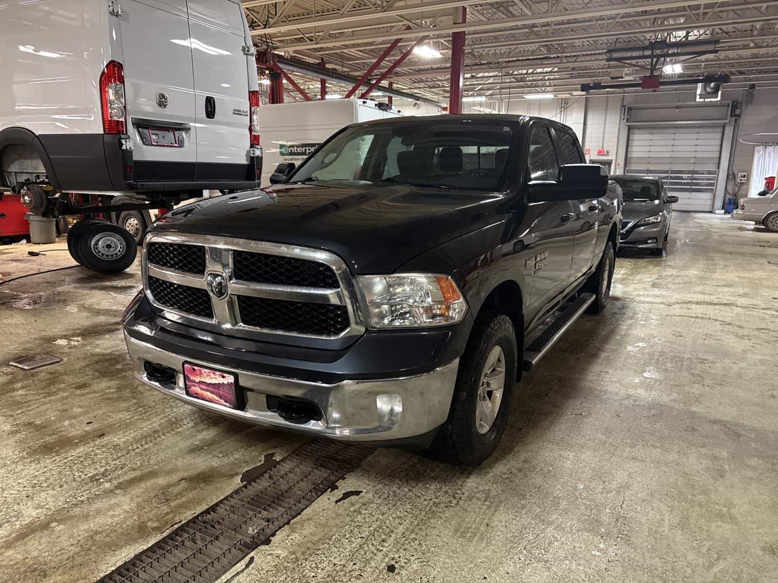 2019 RAM 1500 CLASSIC SLT SLT - Image 1