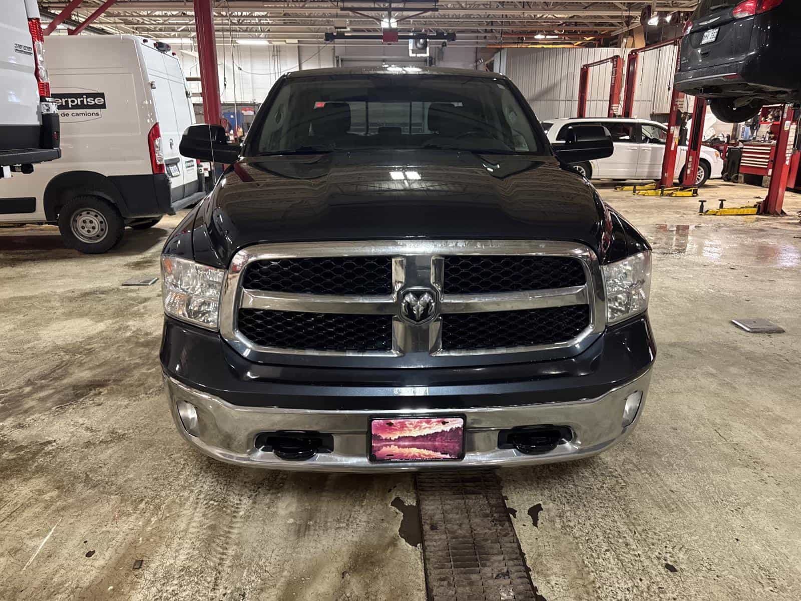 2019 RAM 1500 CLASSIC SLT SLT - Image 2