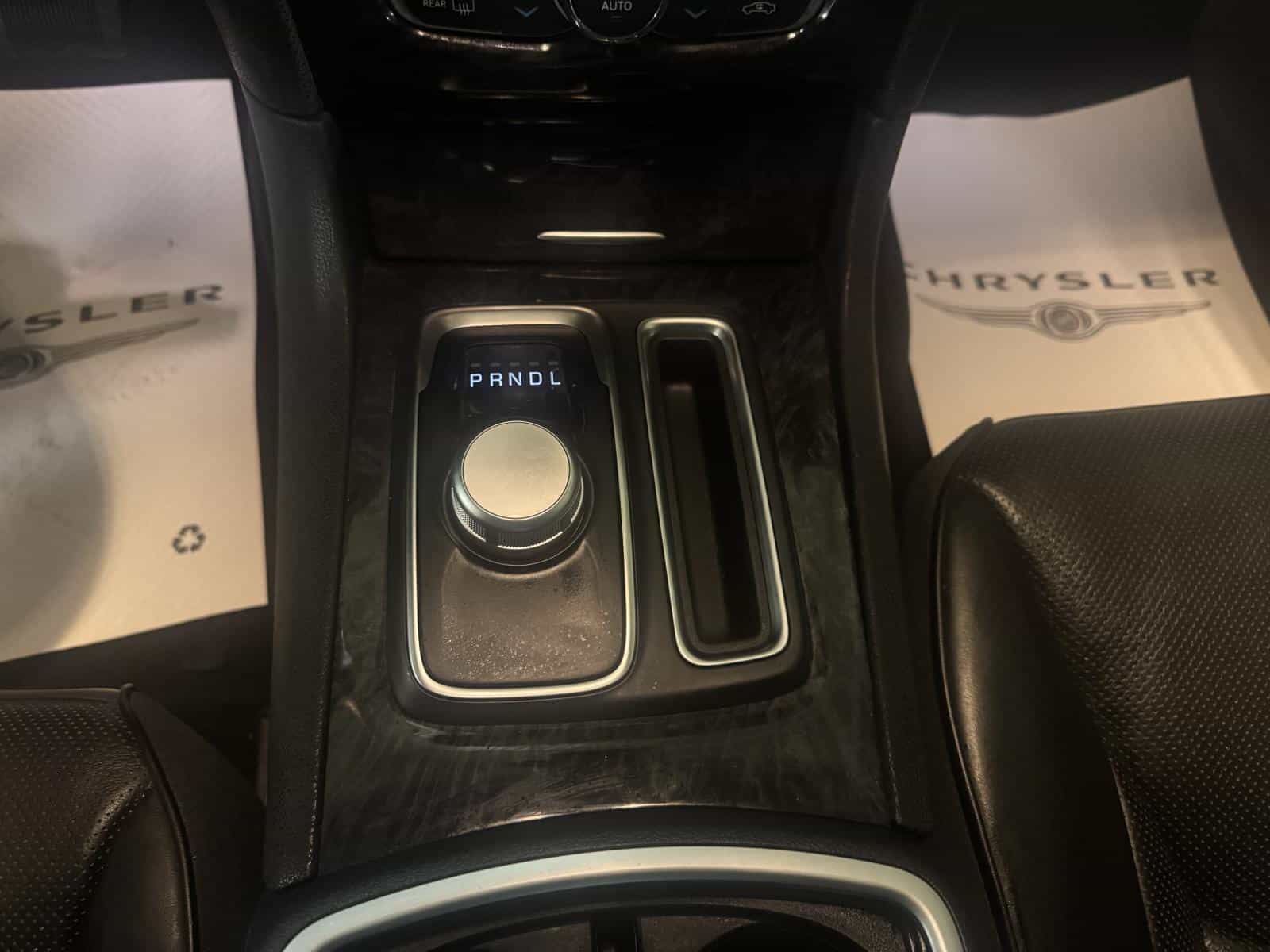2023 Chrysler 300 Touring L Touring L - Image 11