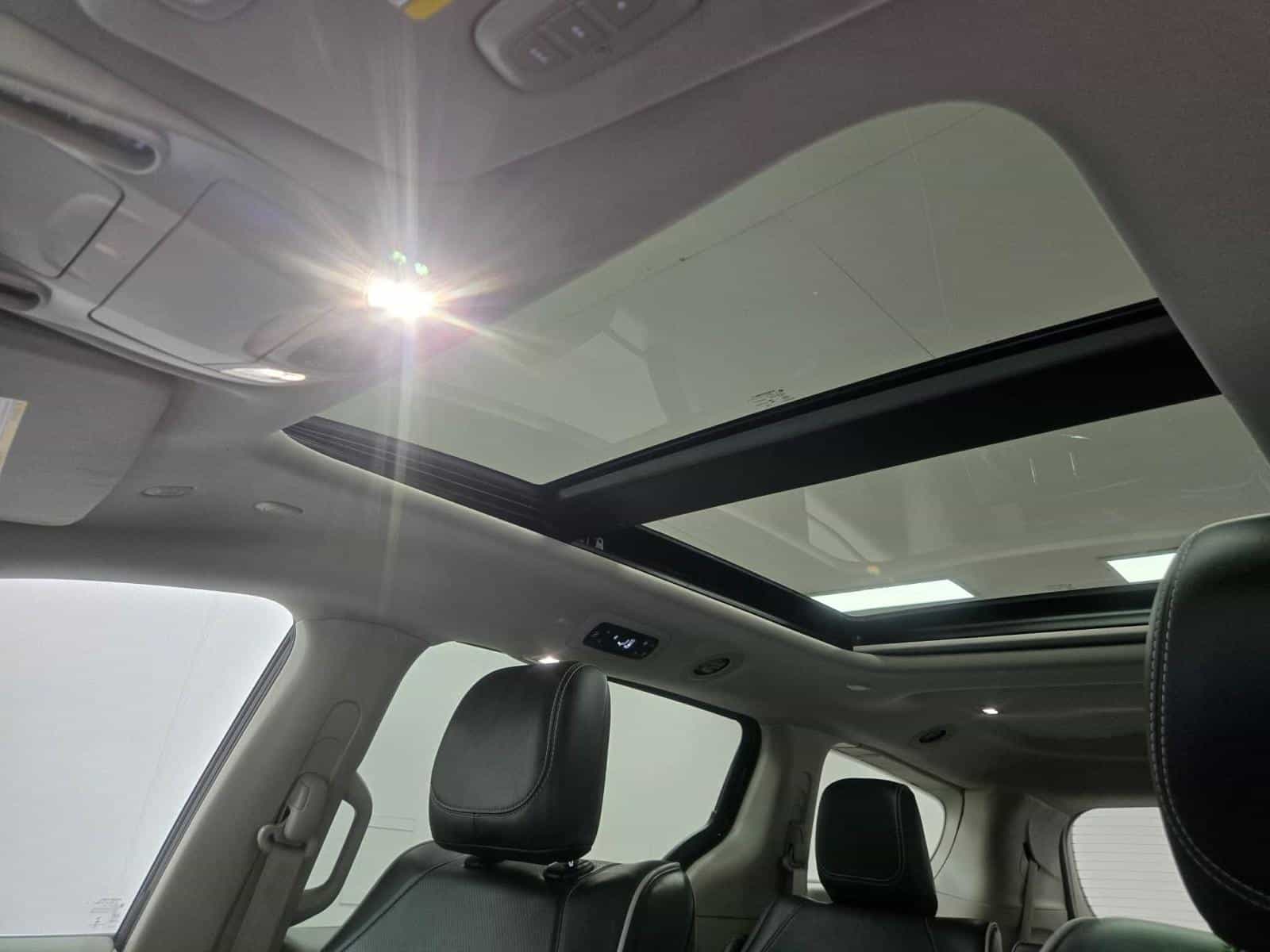 2022 Chrysler Pacifica Hybrid Limited Hybrid Limited - Image 14