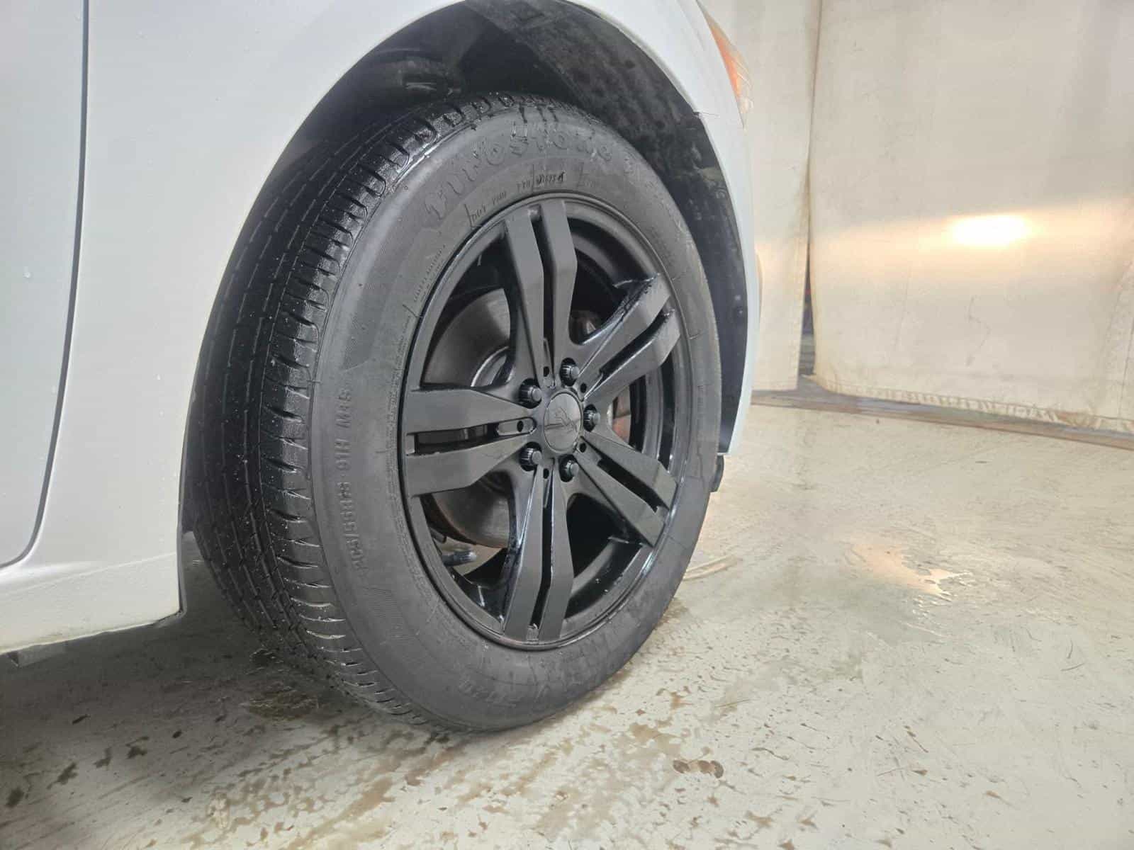 Image 8 Chevrolet Sonic Ls LS 2015