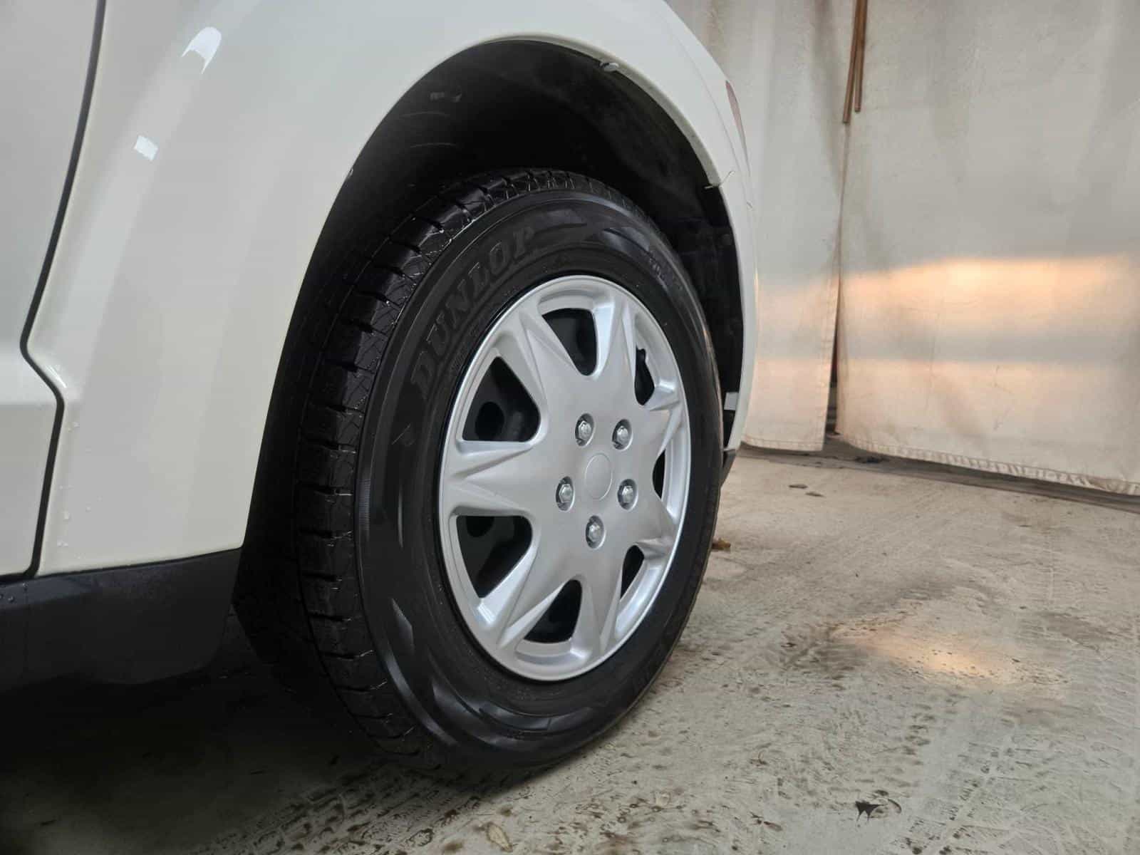 2016 Dodge Journey SXT - Image 16