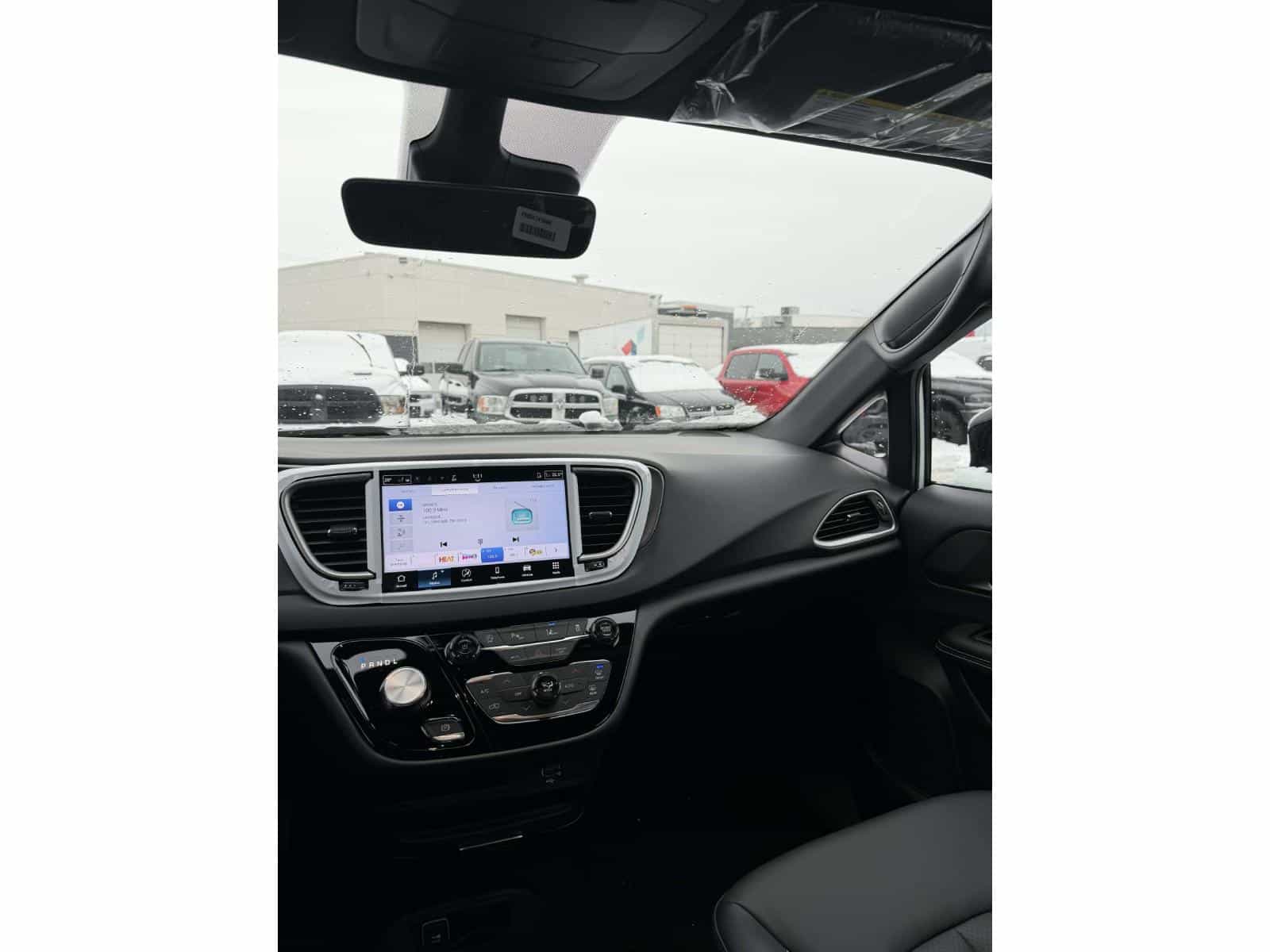 Image 9 Chrysler Grand Caravan SXT 2026