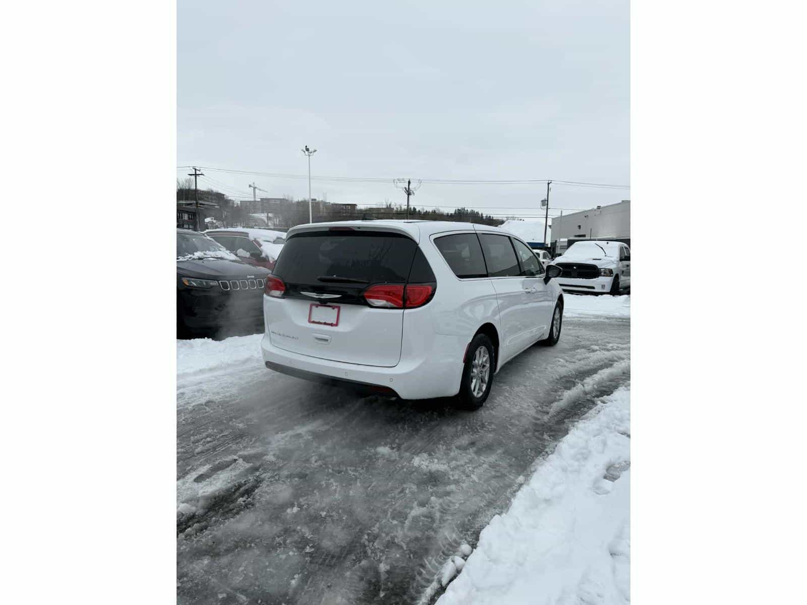 Image 3 Chrysler Grand Caravan SXT 2026