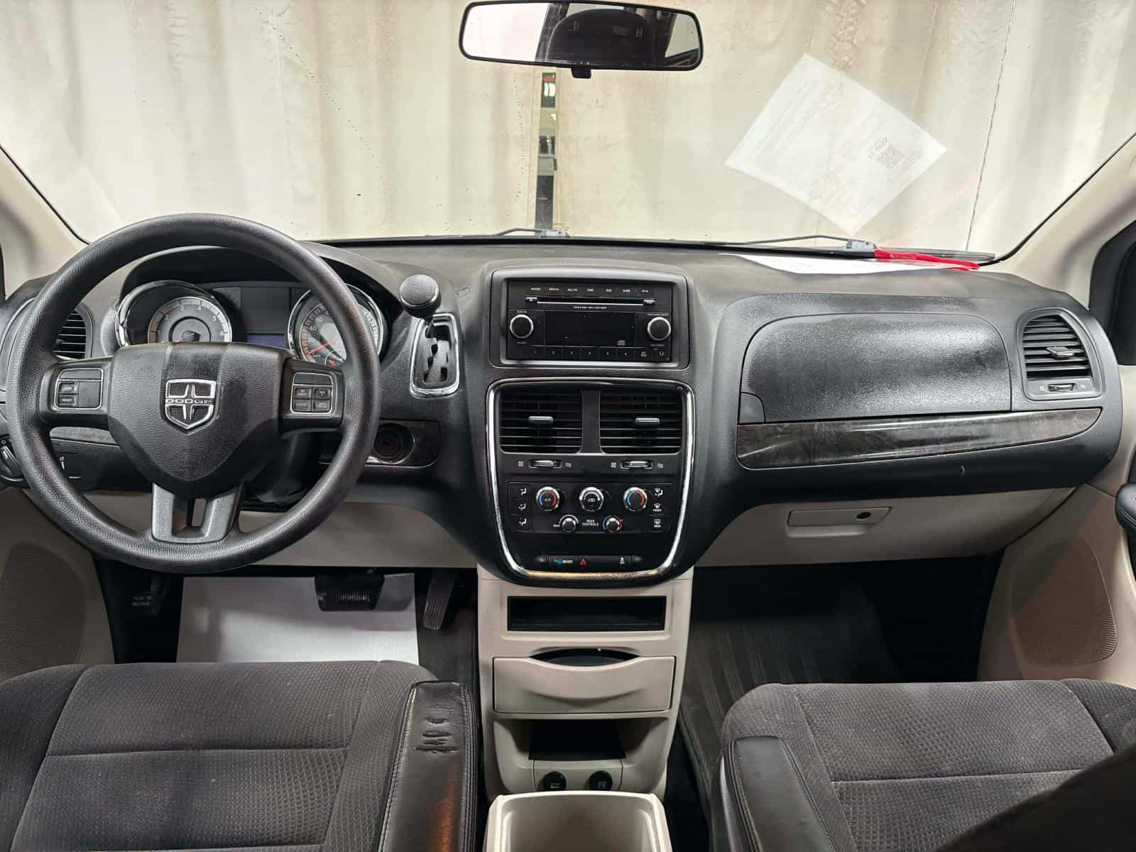 2014 Dodge Grand Caravan SXT - Image 9