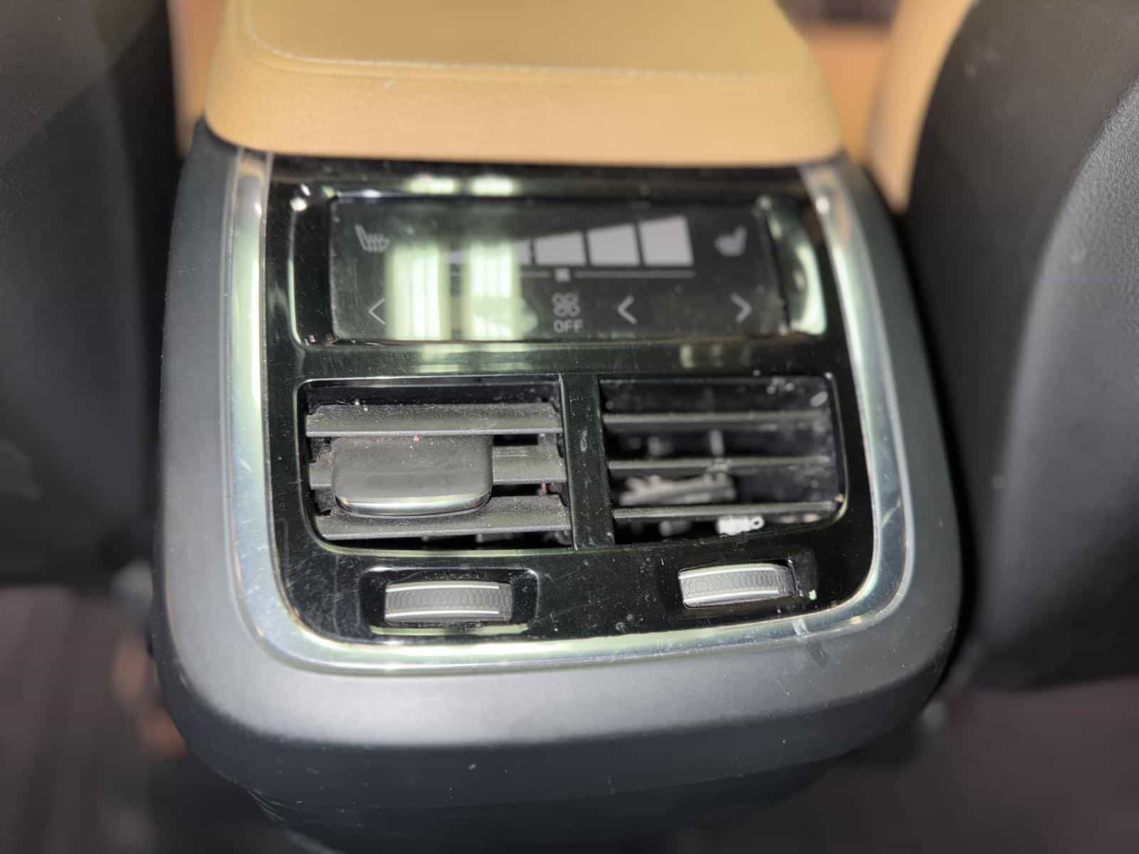 Image 14 Volvo XC90 Momentum 2016