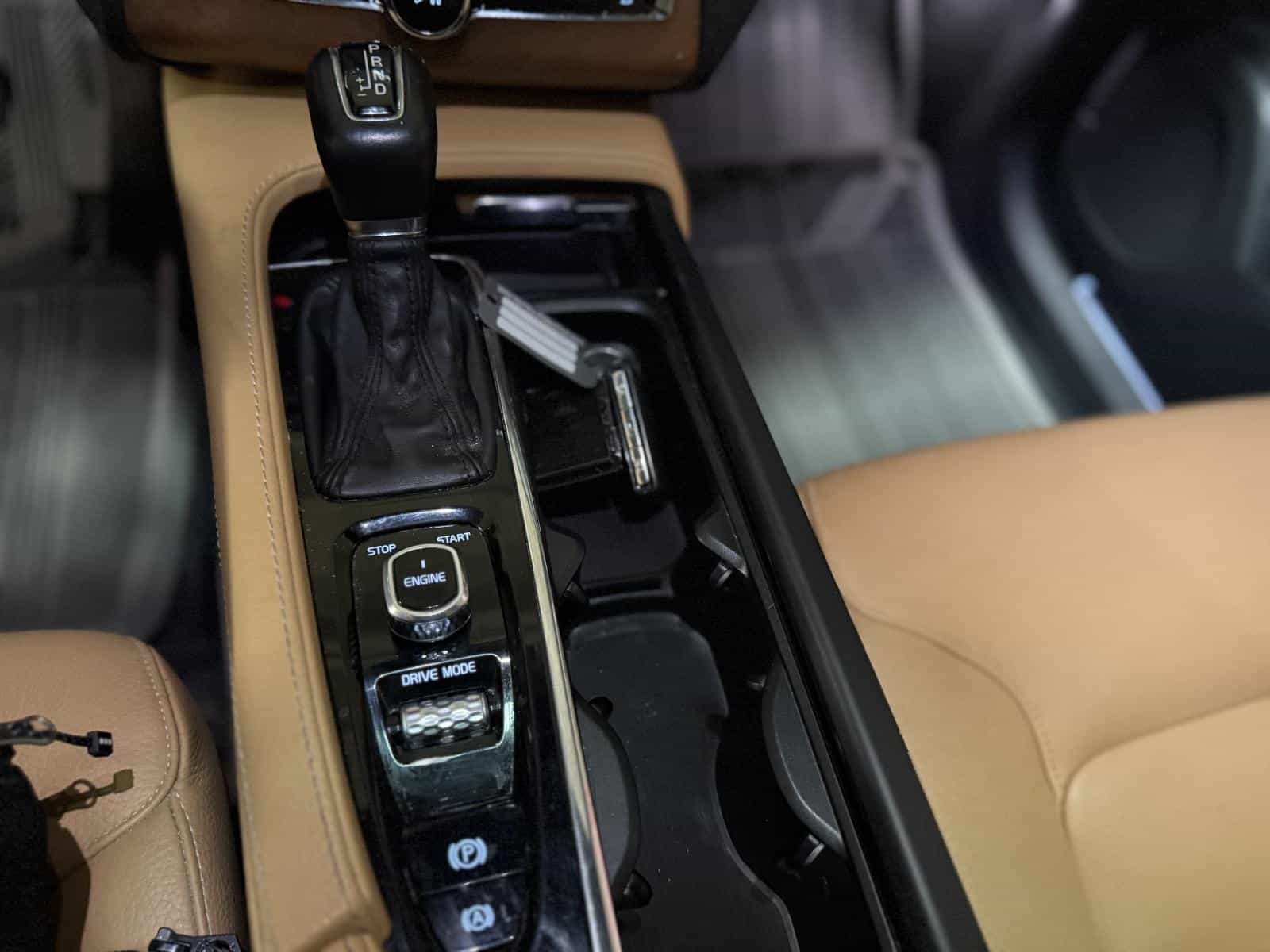 Image 20 Volvo XC90 Momentum 2016