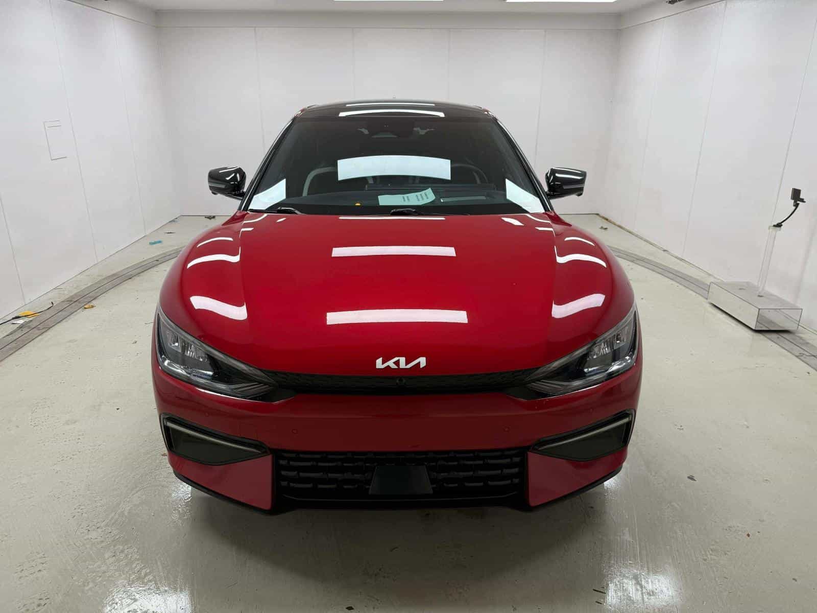 2022 Kia EV6 Long Range GT-Line 2 - Image 2