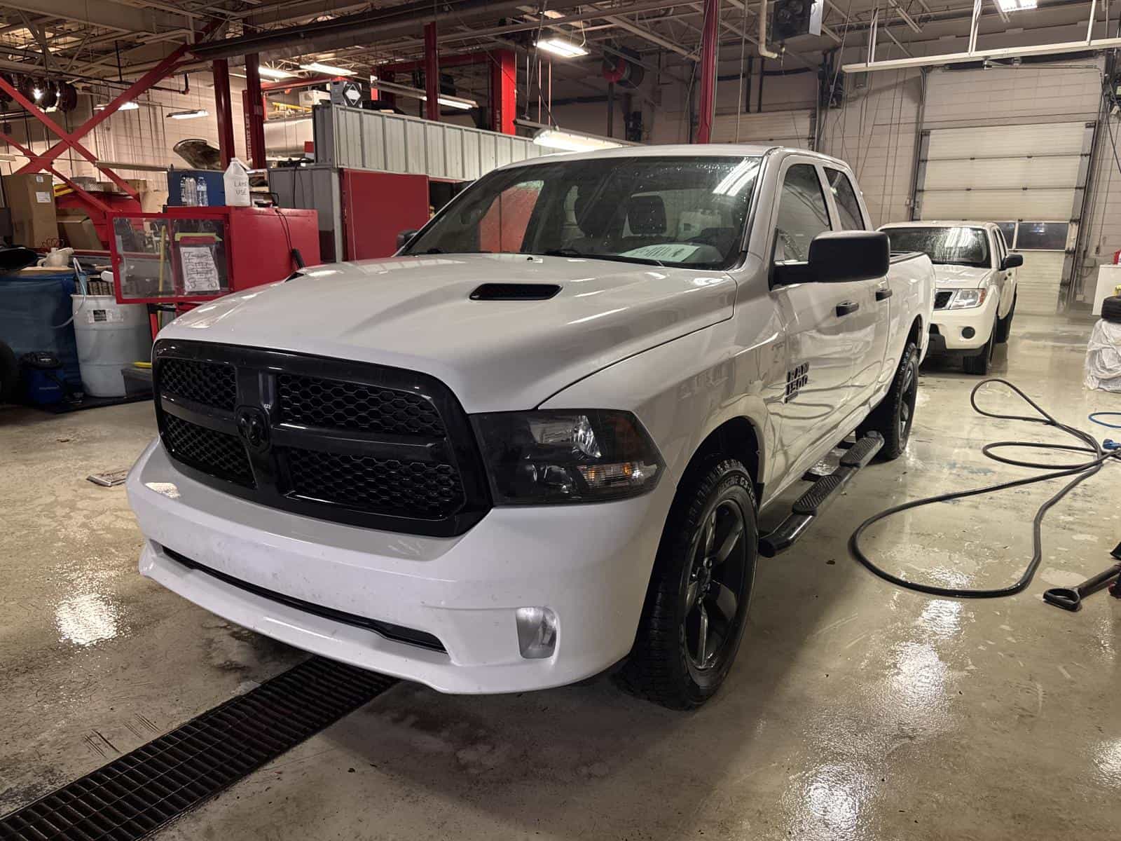 Image 1 RAM 1500 CLASSIC TRADESMAN Express 2019