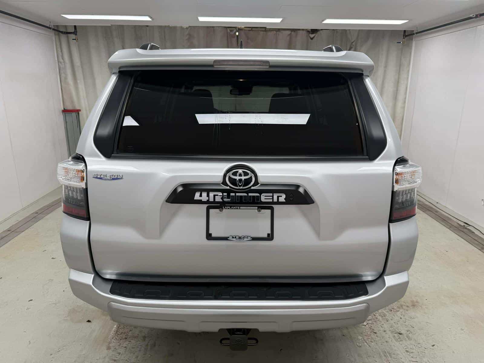 2022 Toyota 4Runner TRD Offroad - Image 5