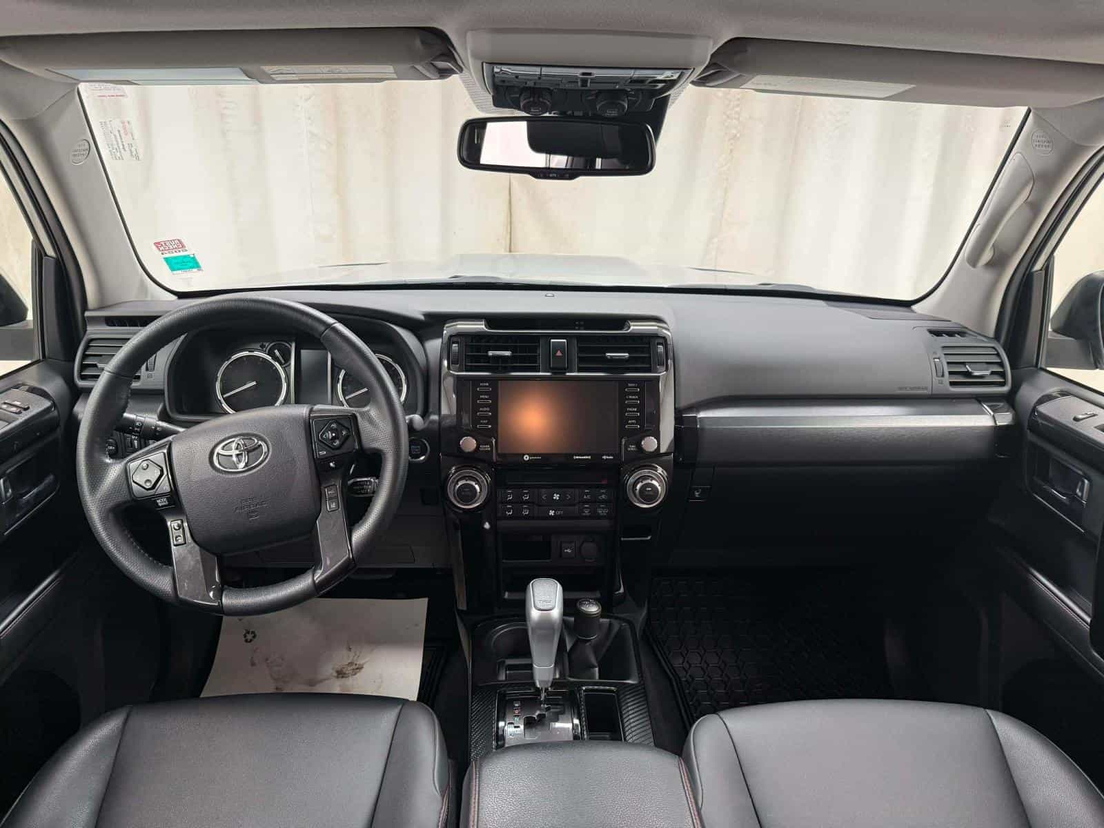 2022 Toyota 4Runner TRD Offroad - Image 9