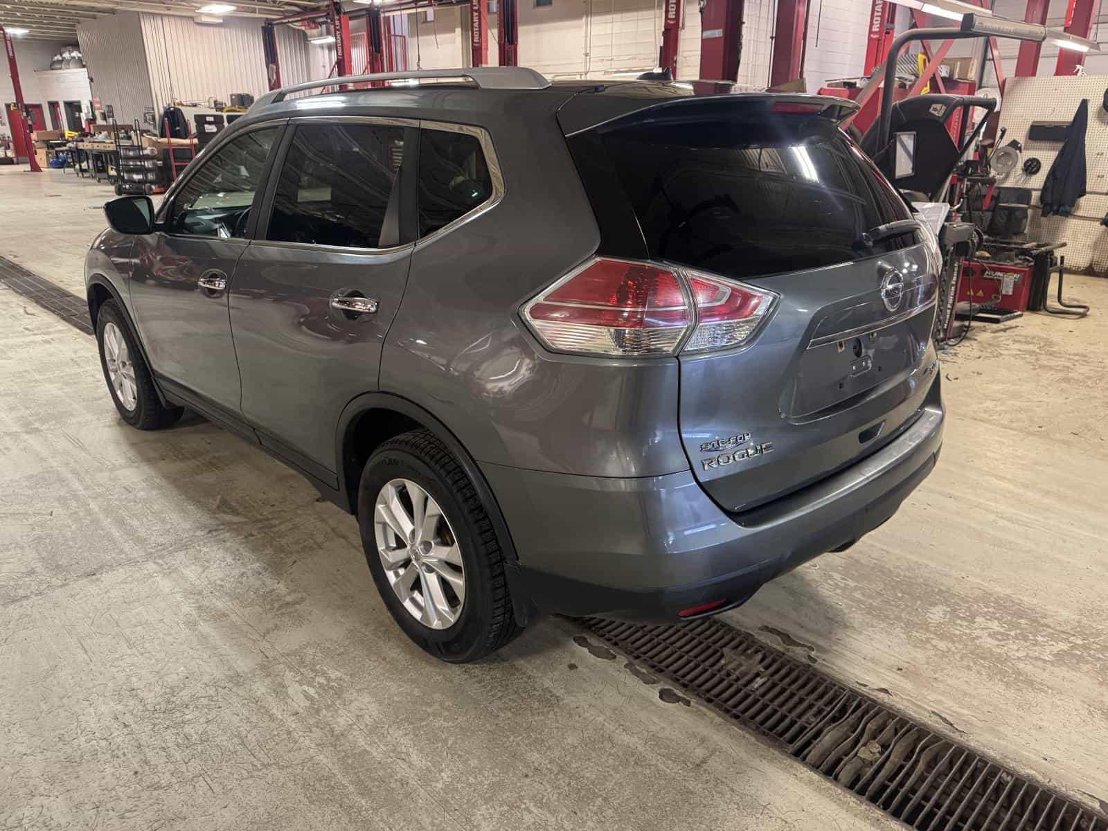 2016 Nissan ROGUE S/SL/SV SV - Image 3