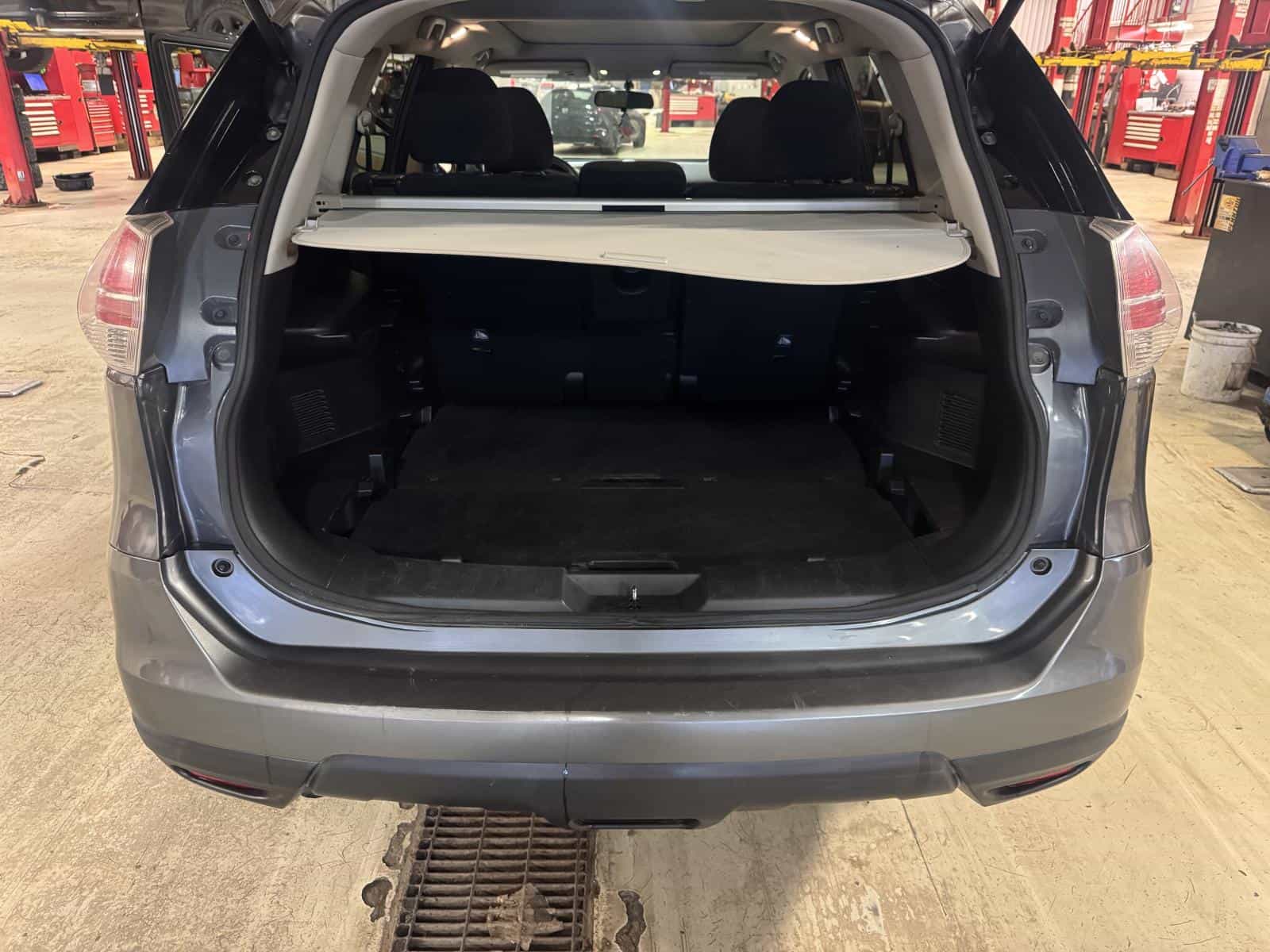 2016 Nissan ROGUE S/SL/SV SV - Image 8