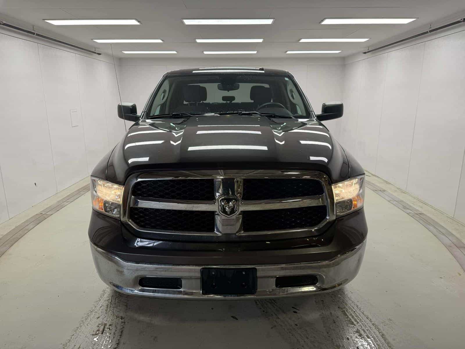 2023 RAM 1500 Classic SLT - Image 2