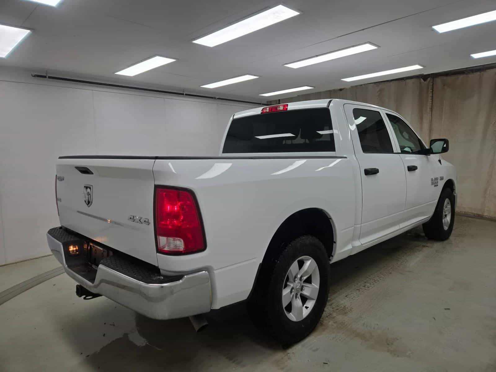Image 7 RAM 1500 Classic SLT 2023