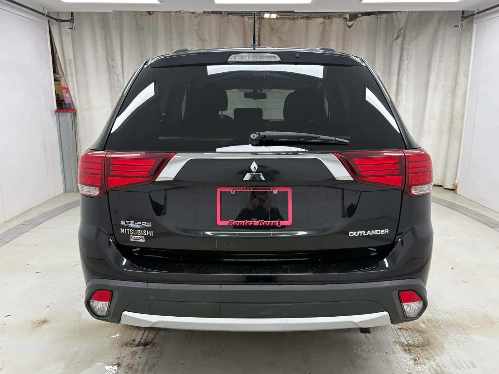 Image 5 Mitsubishi OUTLANDER ES ES 2016