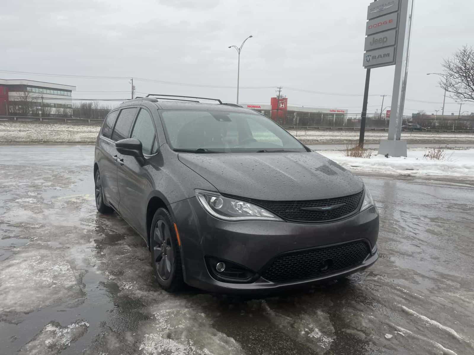 Image 10 Chrysler Pacifica Hybrid Limited 2020