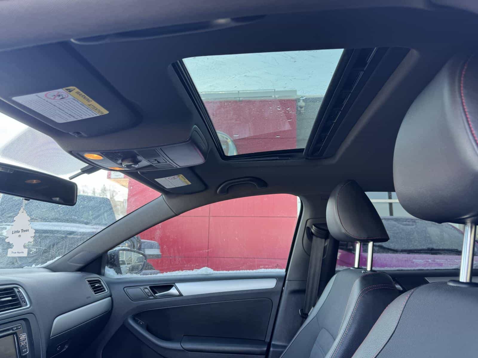 2012 Volkswagen Jetta GLI - Image 7