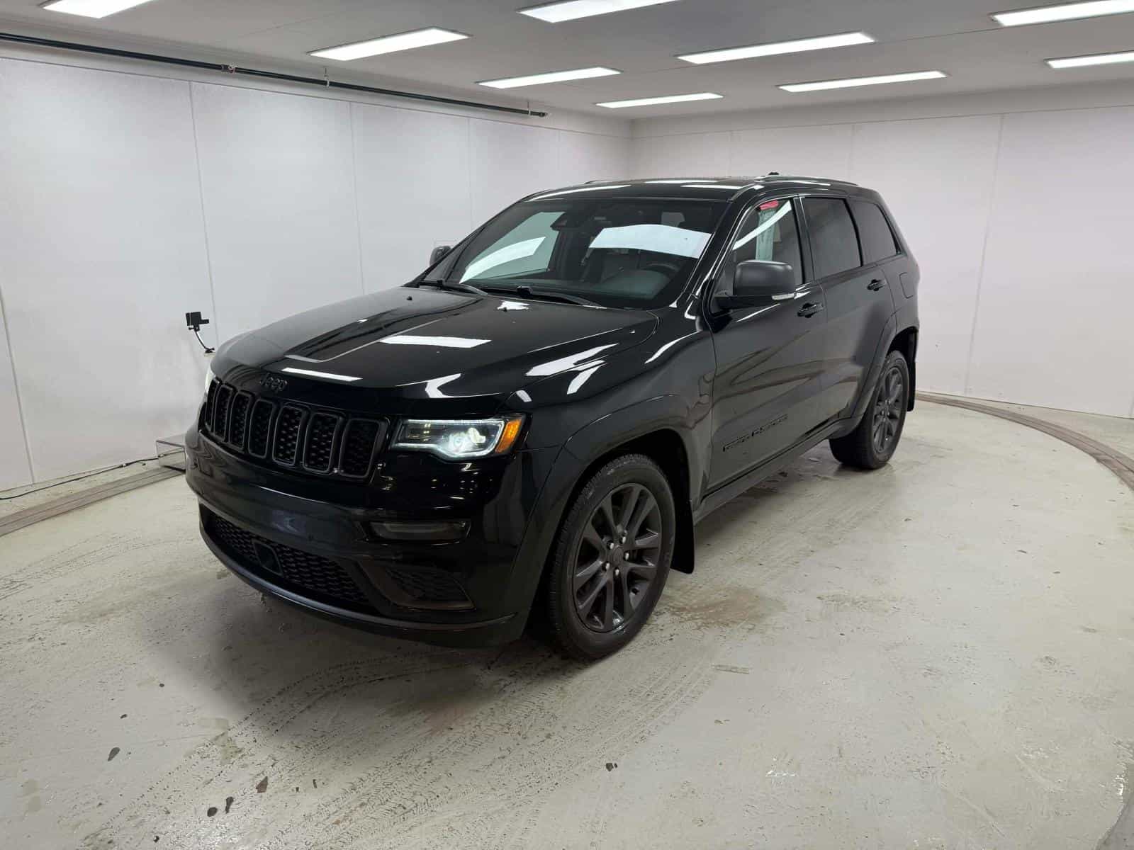 Image 1 Jeep Grand Cherokee Overland Overland 2018