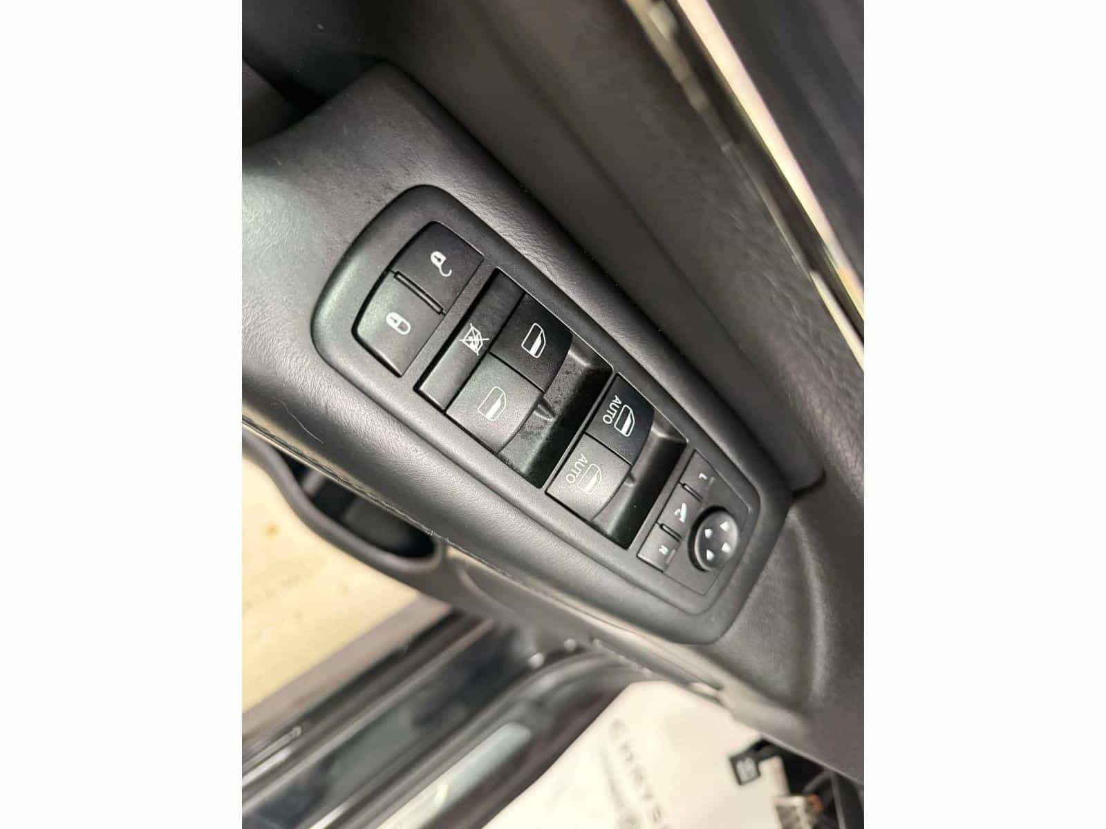 Image 11 Jeep Grand Cherokee Overland Overland 2018