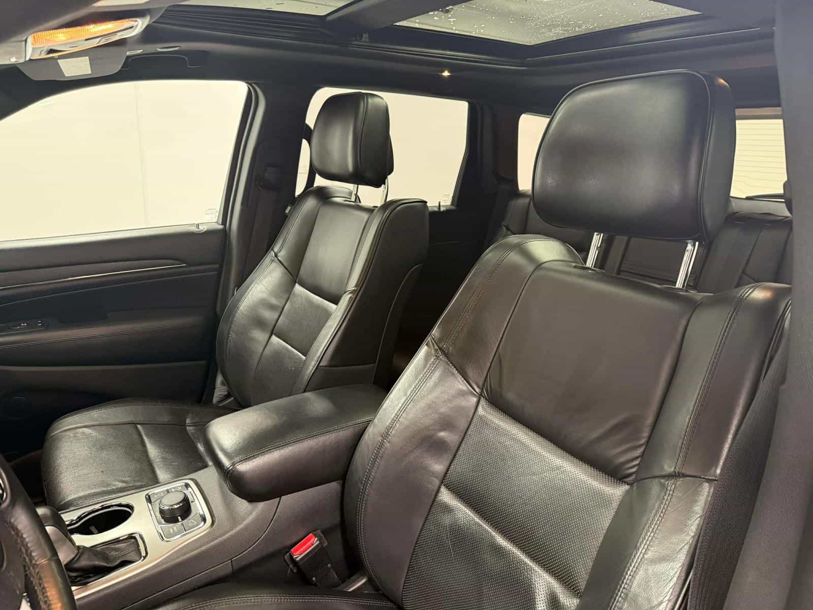 Image 10 Jeep Grand Cherokee Overland Overland 2018