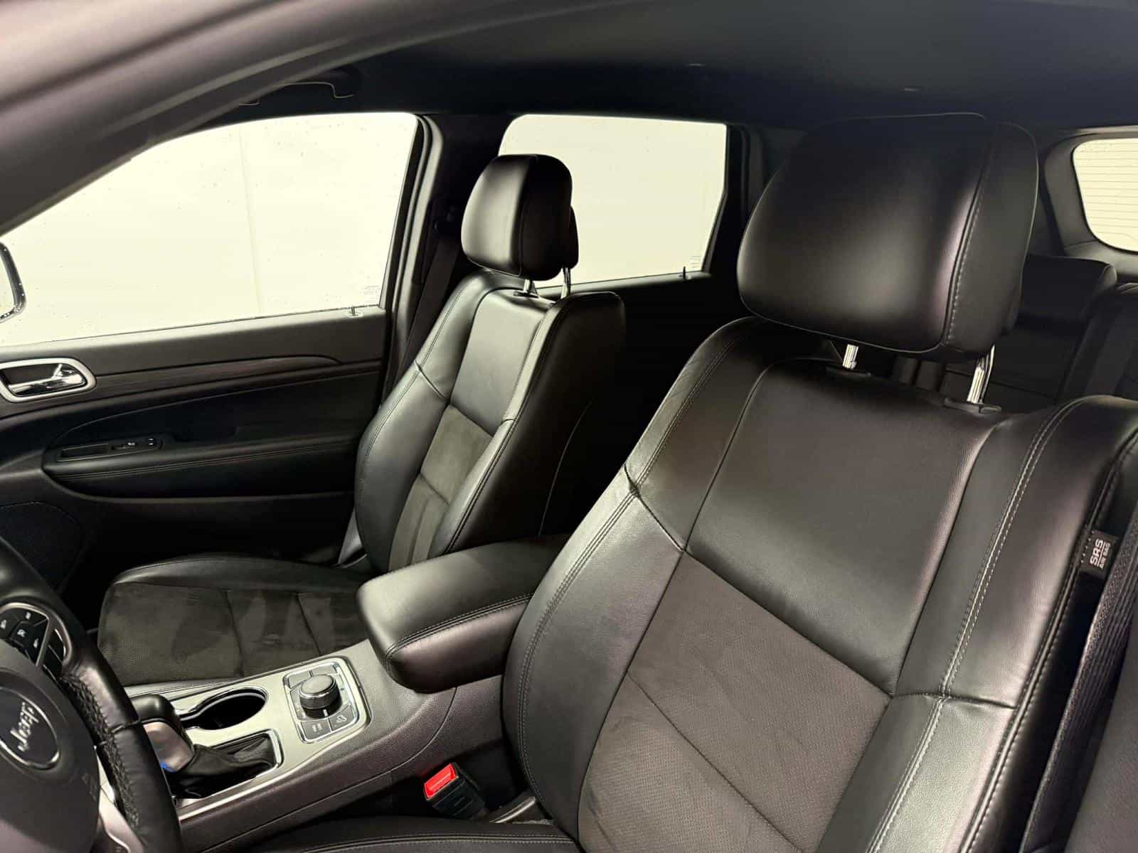 Image 11 Jeep GRAND CHEROKEE LAREDO Laredo 2021