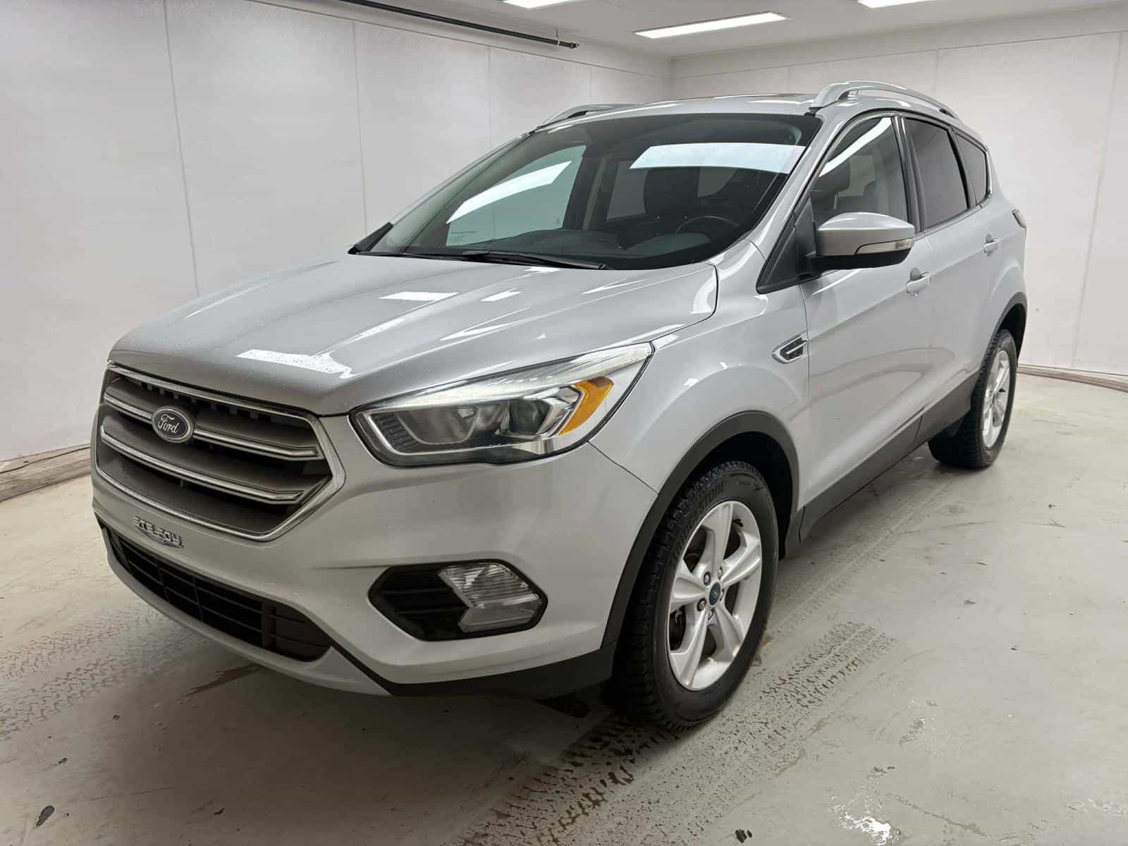 Image 2 Ford ESCAPE TITANIUM Titanium 2017