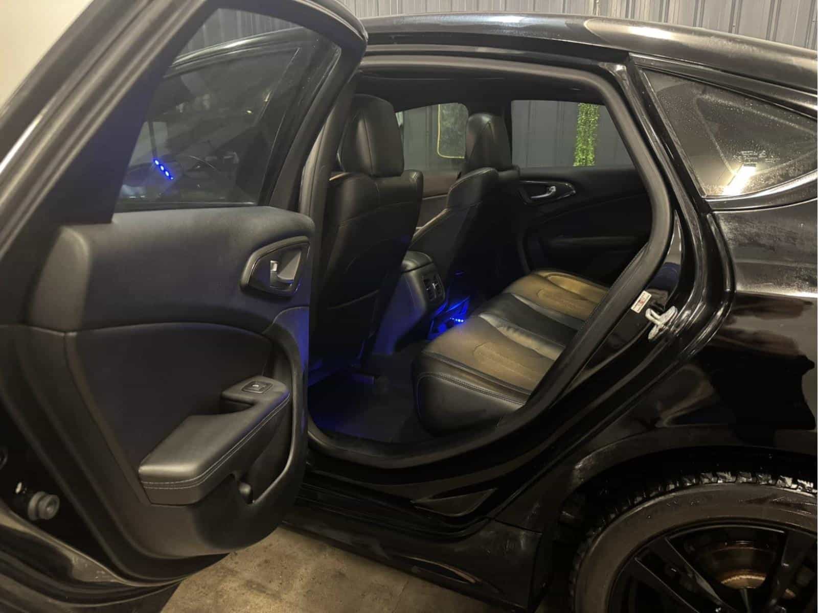 Image 13 Chrysler 200 S 2015