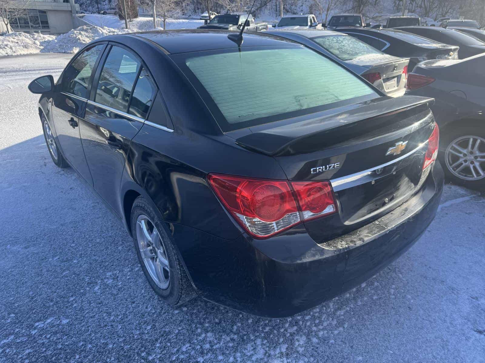 2013 Chevrolet CRUZE LT LT - Image 2