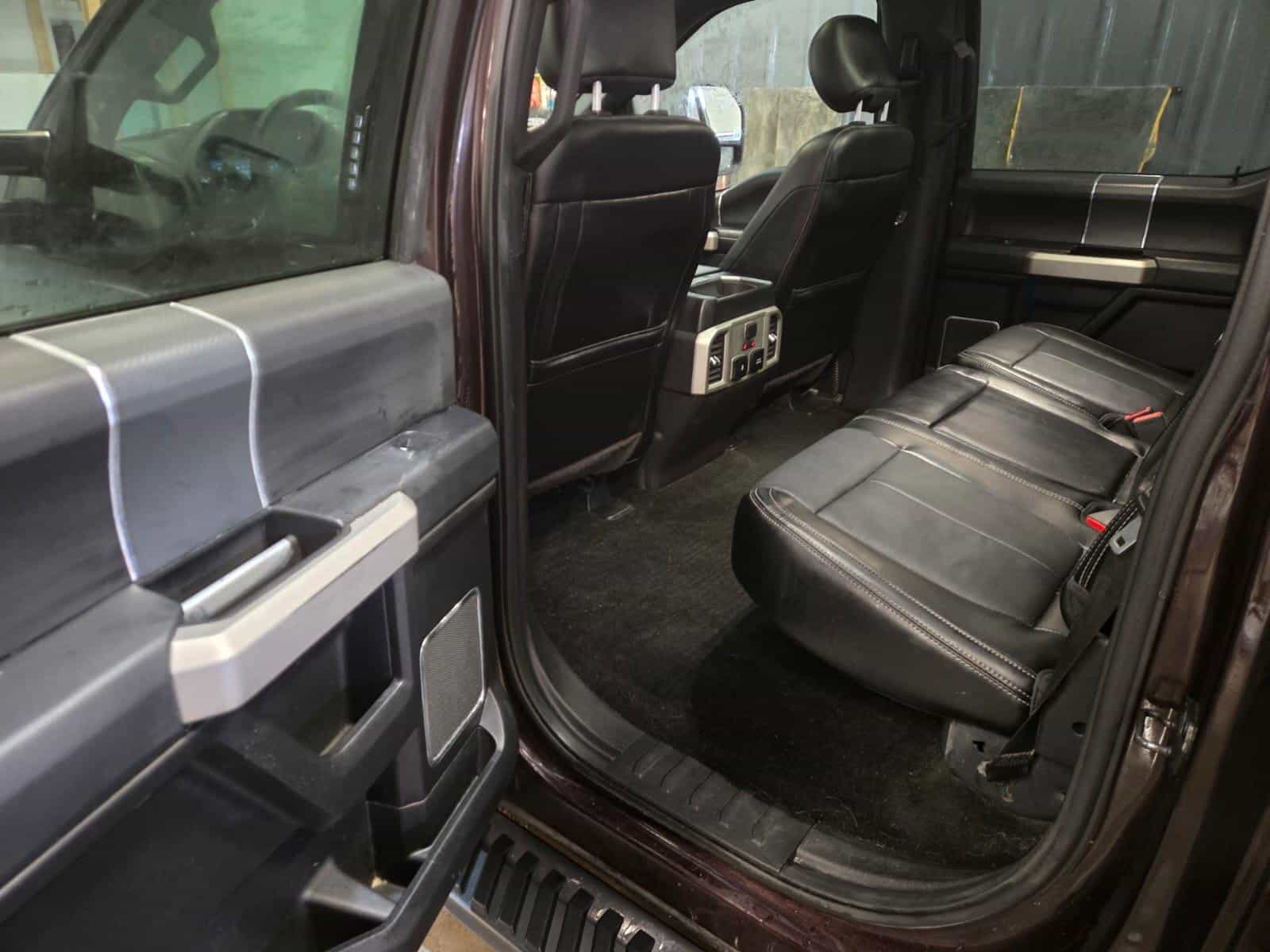 2018 Ford F150 SUPERCREW Lariat - Image 6