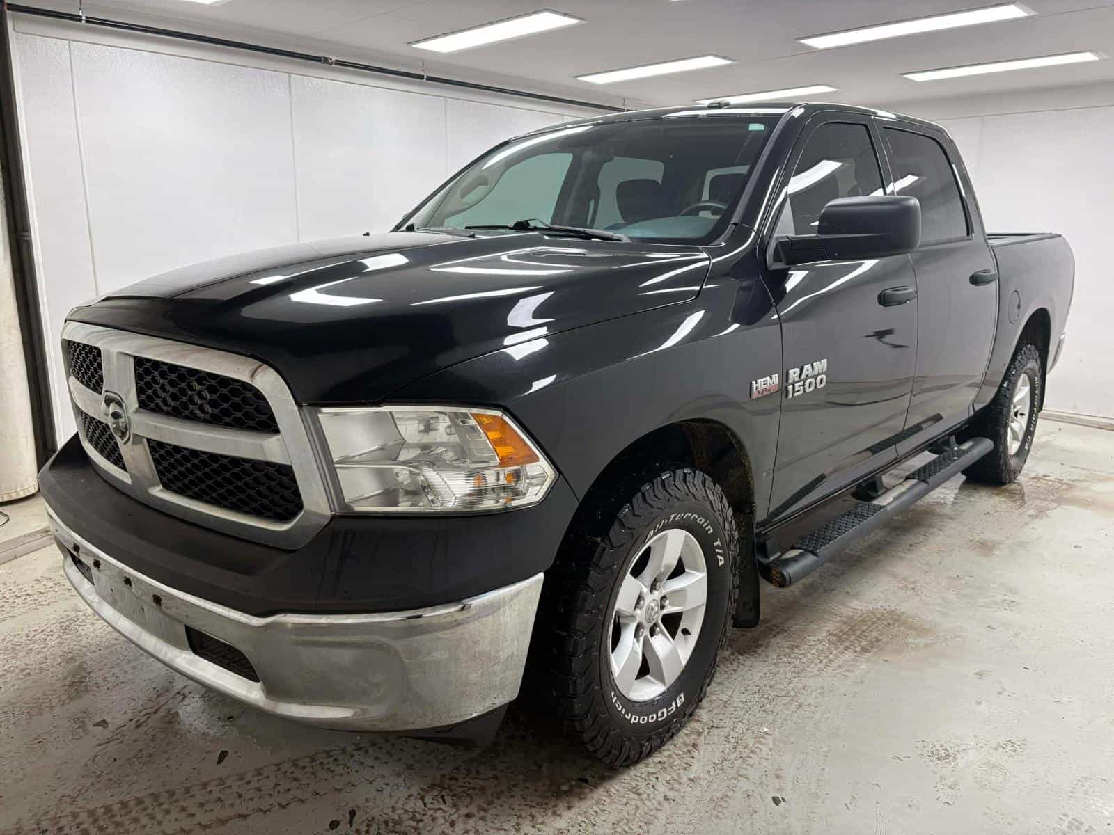2015 RAM 1500 ST ST - Image 1