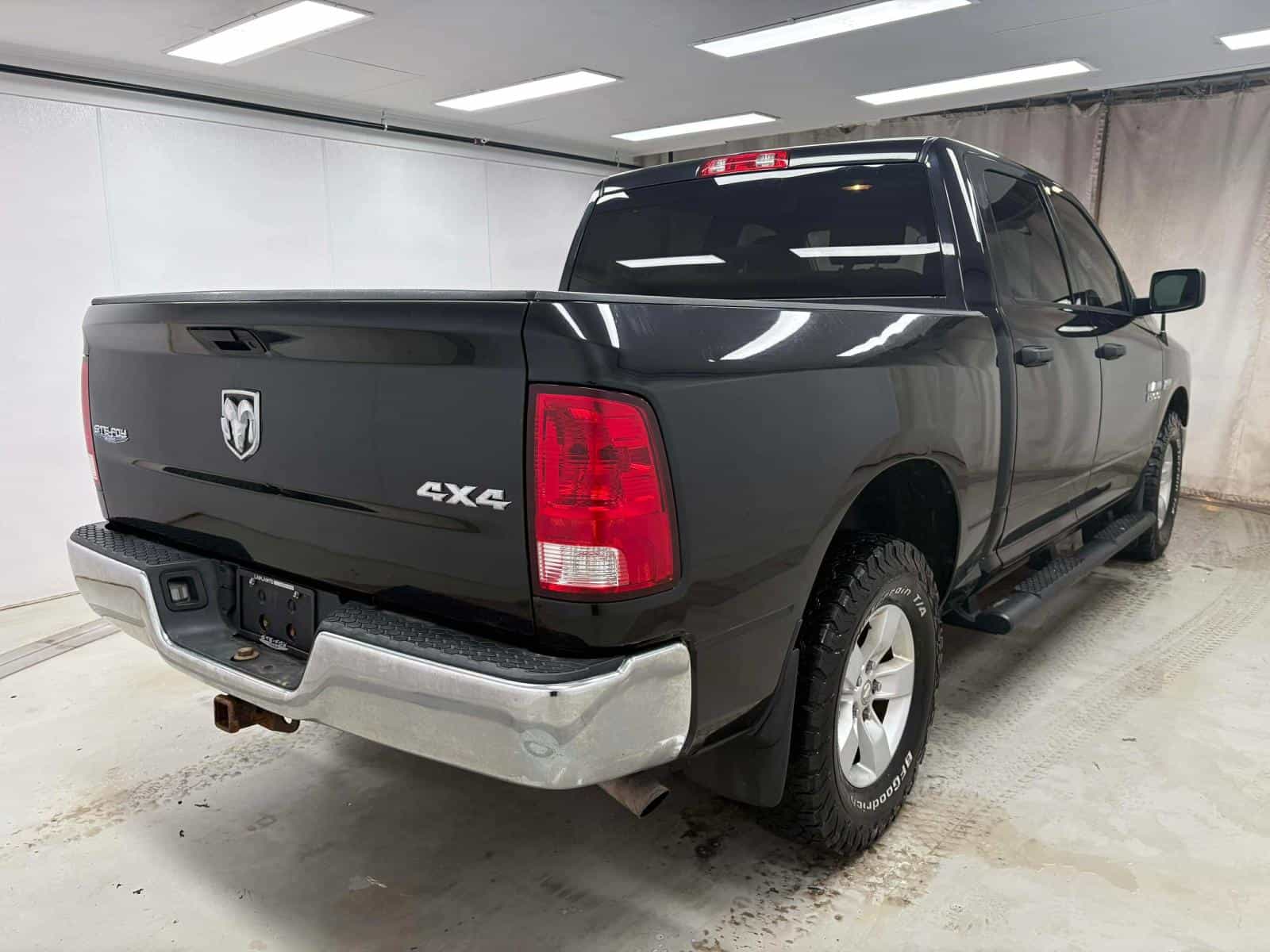 2015 RAM 1500 ST - Image 4