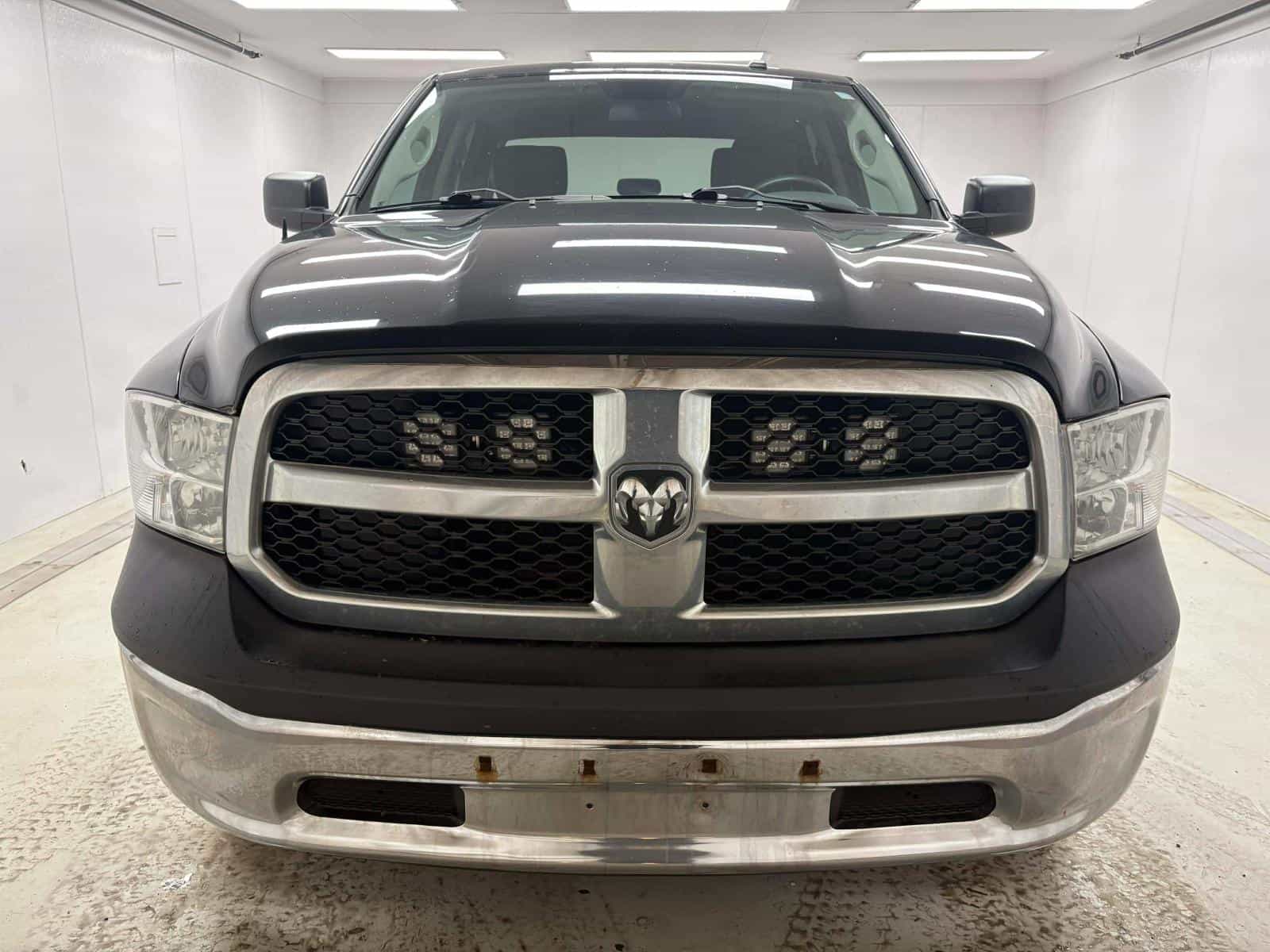 2015 RAM 1500 ST ST - Image 2