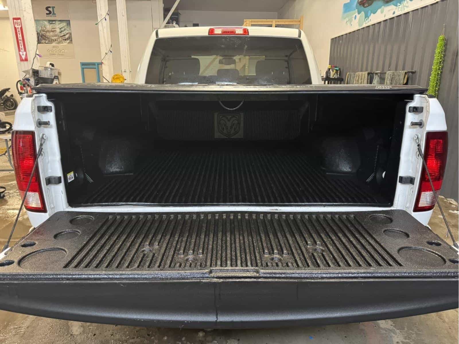 Image 9 RAM 1500 CLASSIC TRADESMAN Express 2021