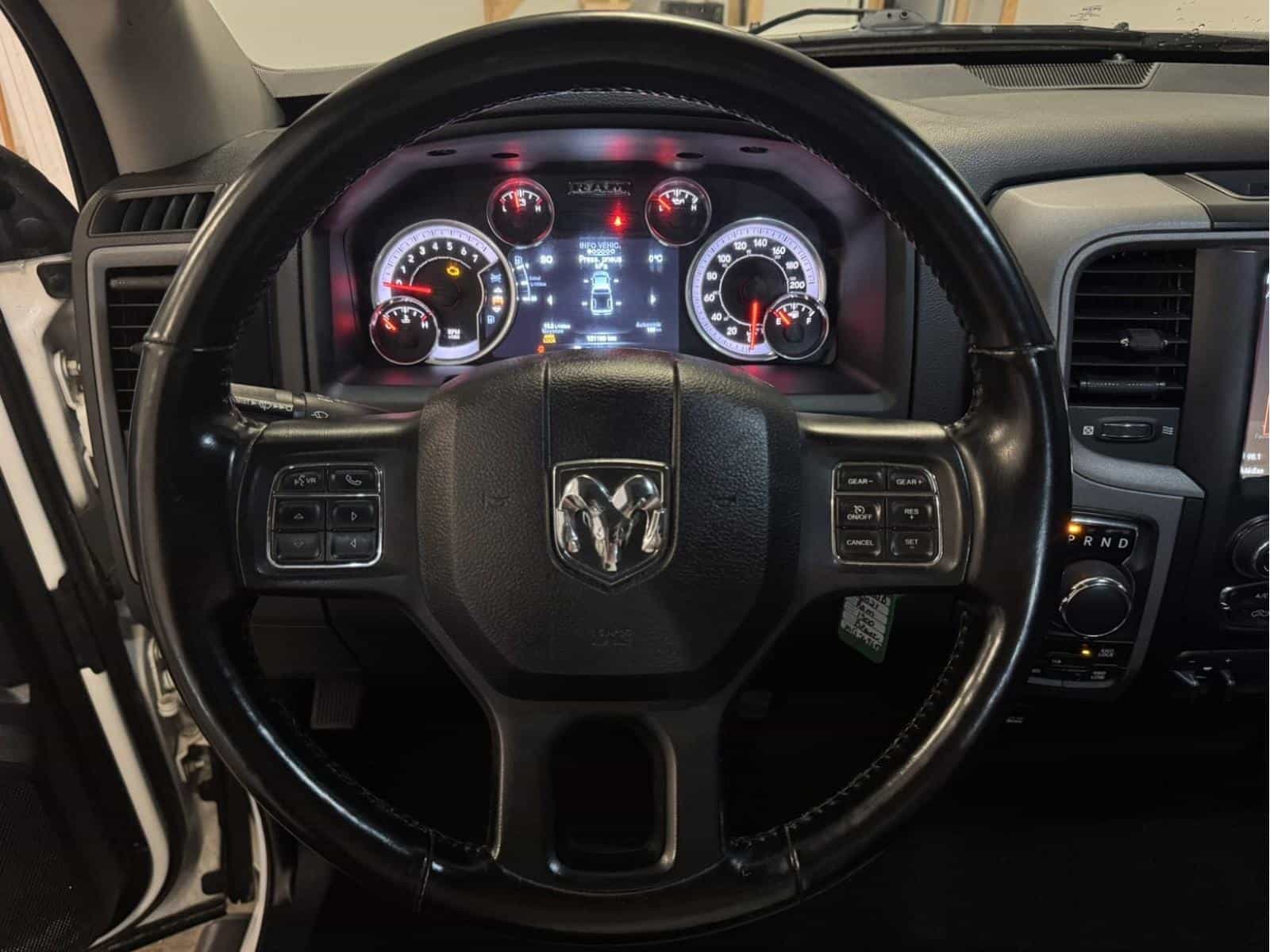 Image 12 RAM 1500 CLASSIC TRADESMAN Express 2021