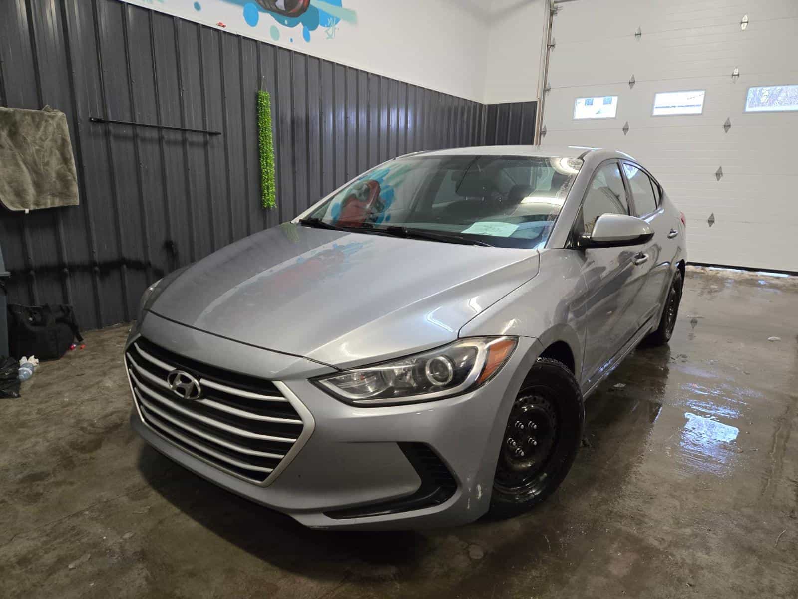 Image 1 Hyundai Elantra GL 2017