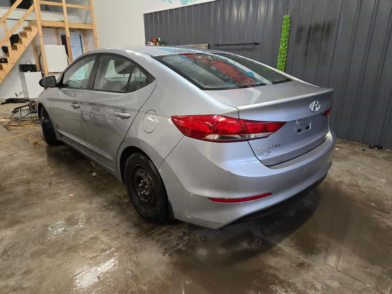 Image 3 Hyundai Elantra GL 2017