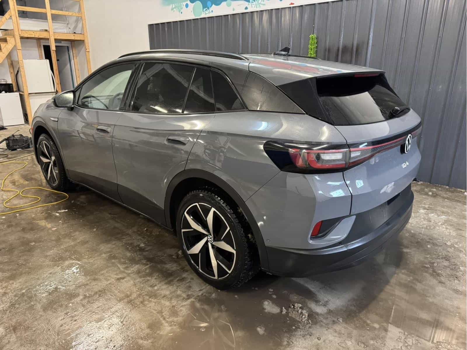 Image 3 Volkswagen ID.4 Pro 2023