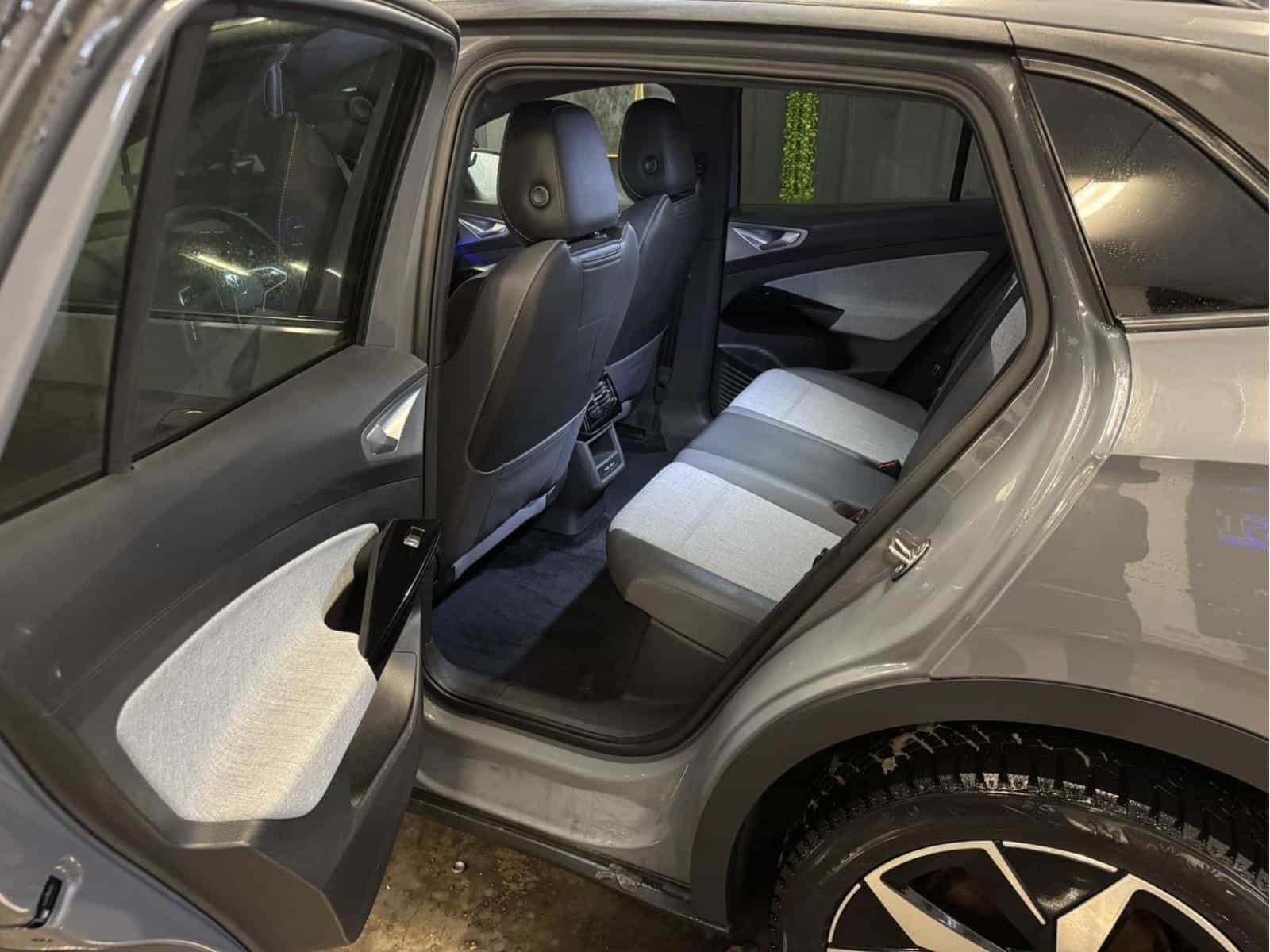 Image 11 Volkswagen ID.4 Pro 2023