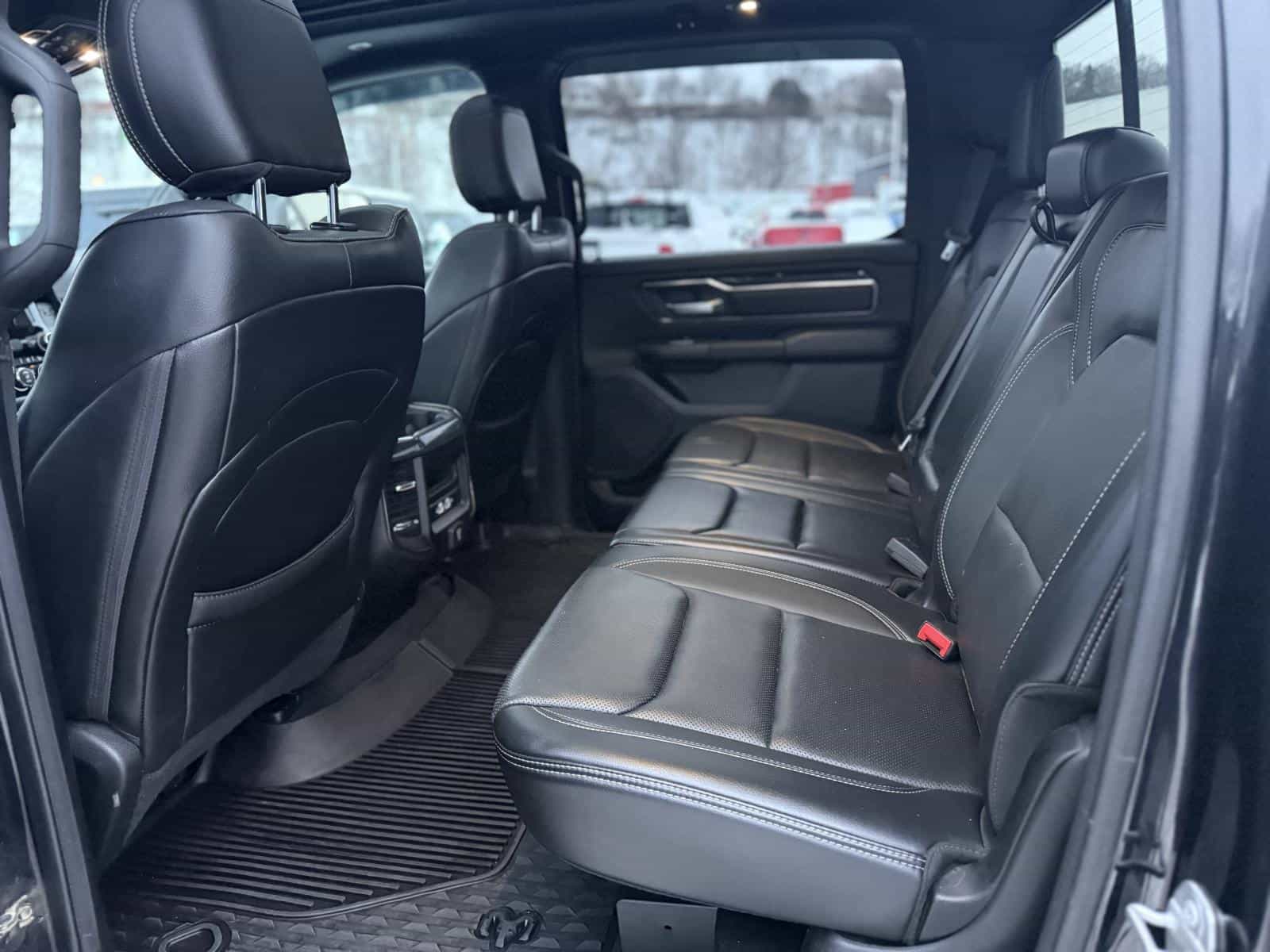 2019 RAM 1500 Sport Sport - Image 8