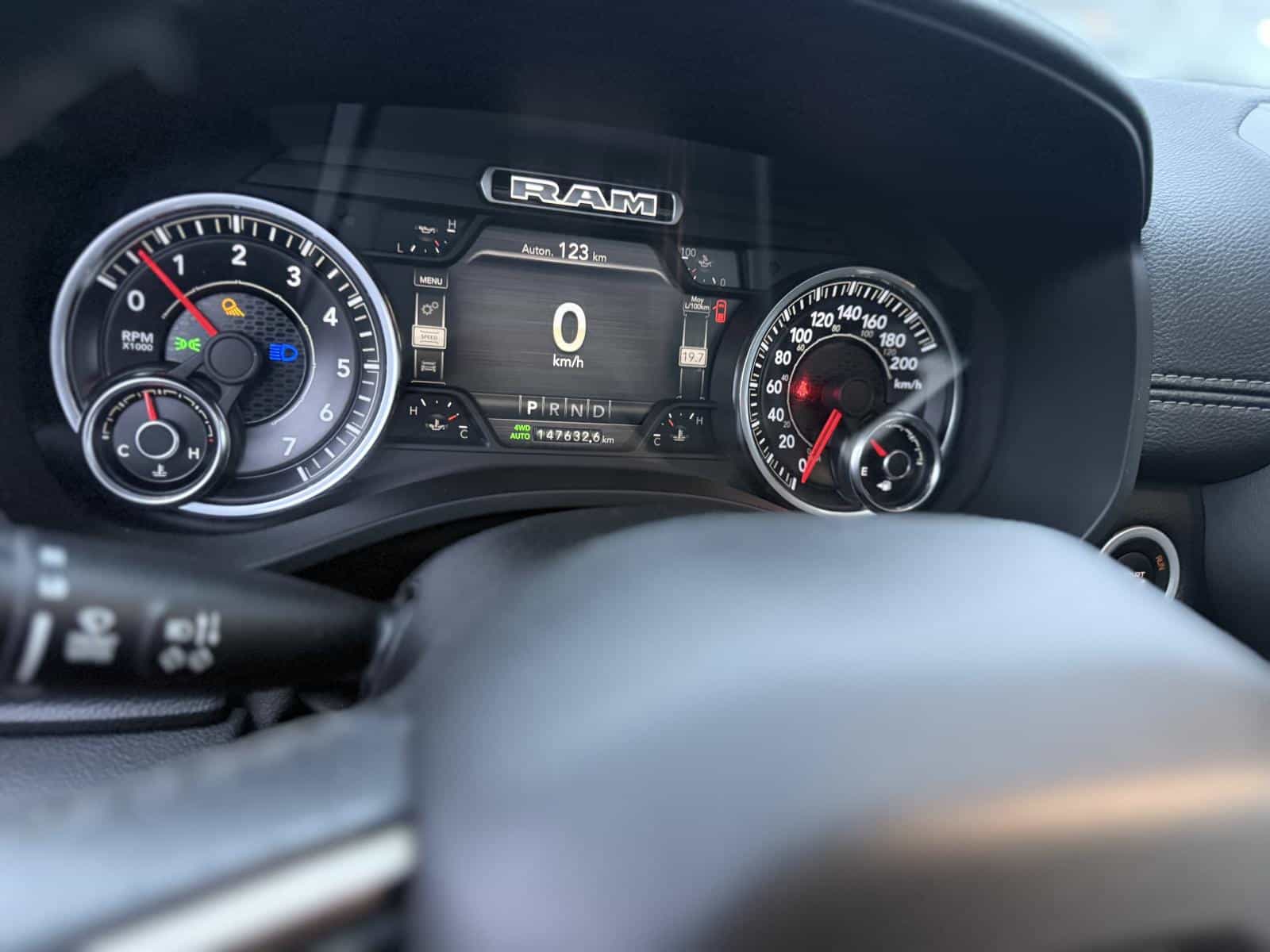 2019 RAM 1500 Sport Sport - Image 15